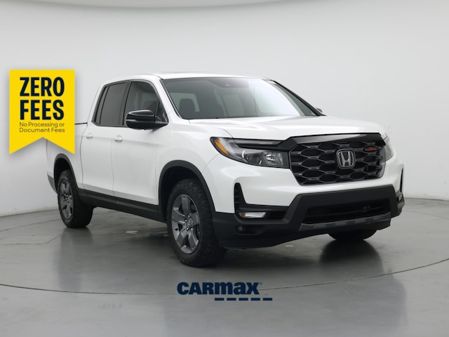 White 2025 Honda Ridgeline TrailSport AWD Pickup Truck All-Wheel Drive Automatic