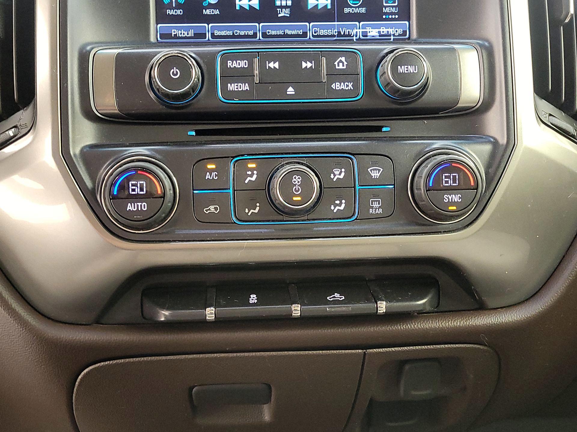 Thumbnail: 2018 Chevrolet Silverado 1500 - 16