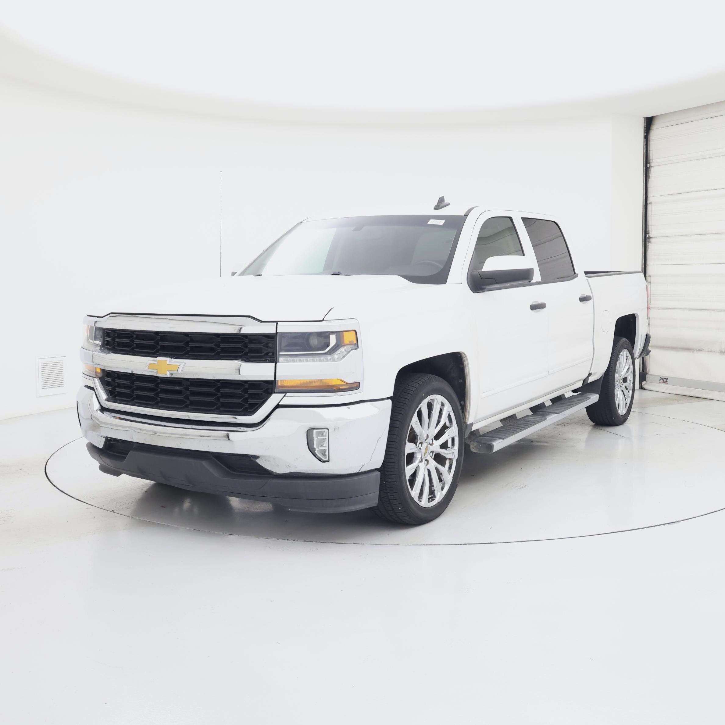 Thumbnail: 2018 Chevrolet Silverado 1500 - 4