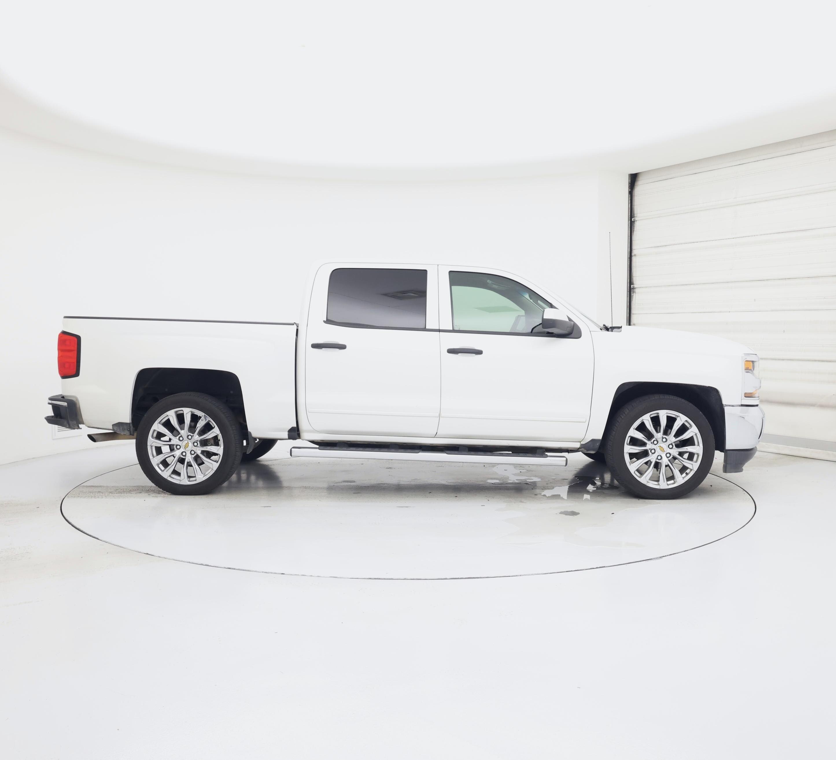Thumbnail: 2018 Chevrolet Silverado 1500 - 7