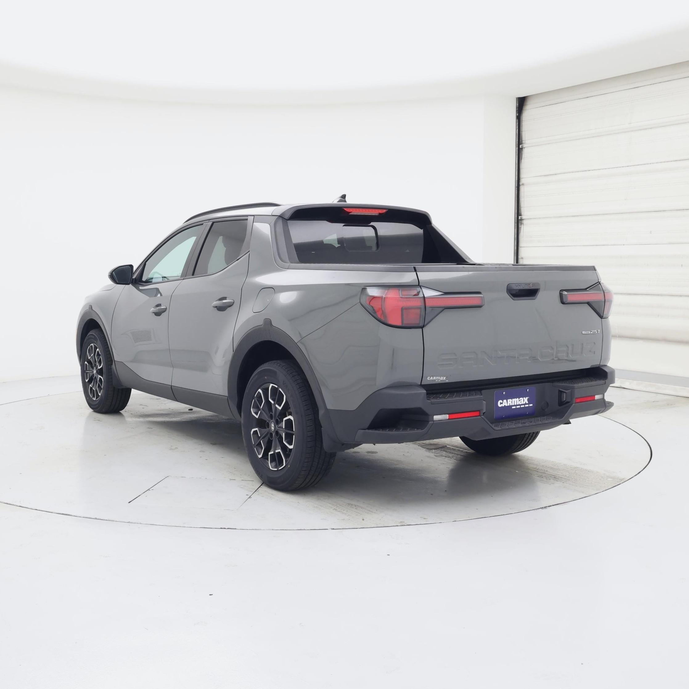 Thumbnail: 2023 Hyundai Santa Cruz - 2