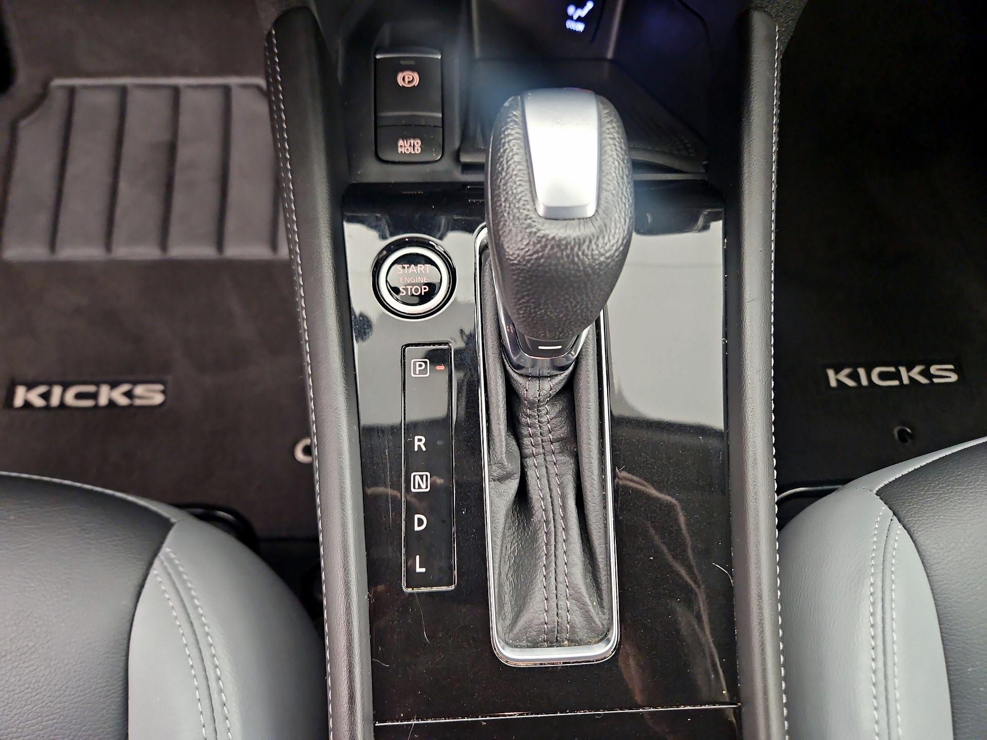Thumbnail: 2021 Nissan Kicks - 15