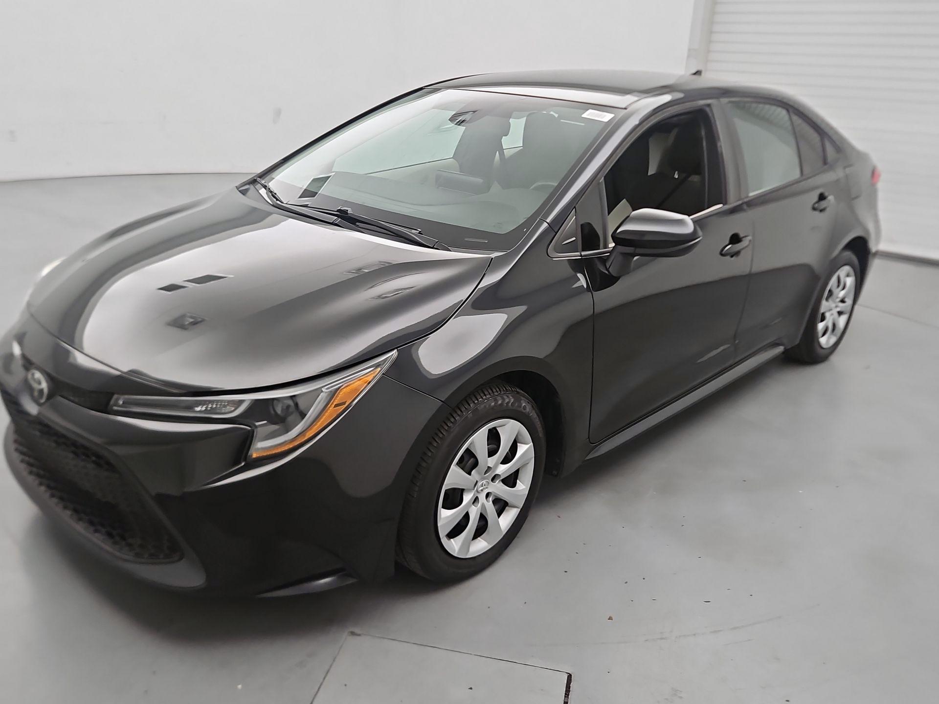 Thumbnail: 2022 Toyota Corolla - 3