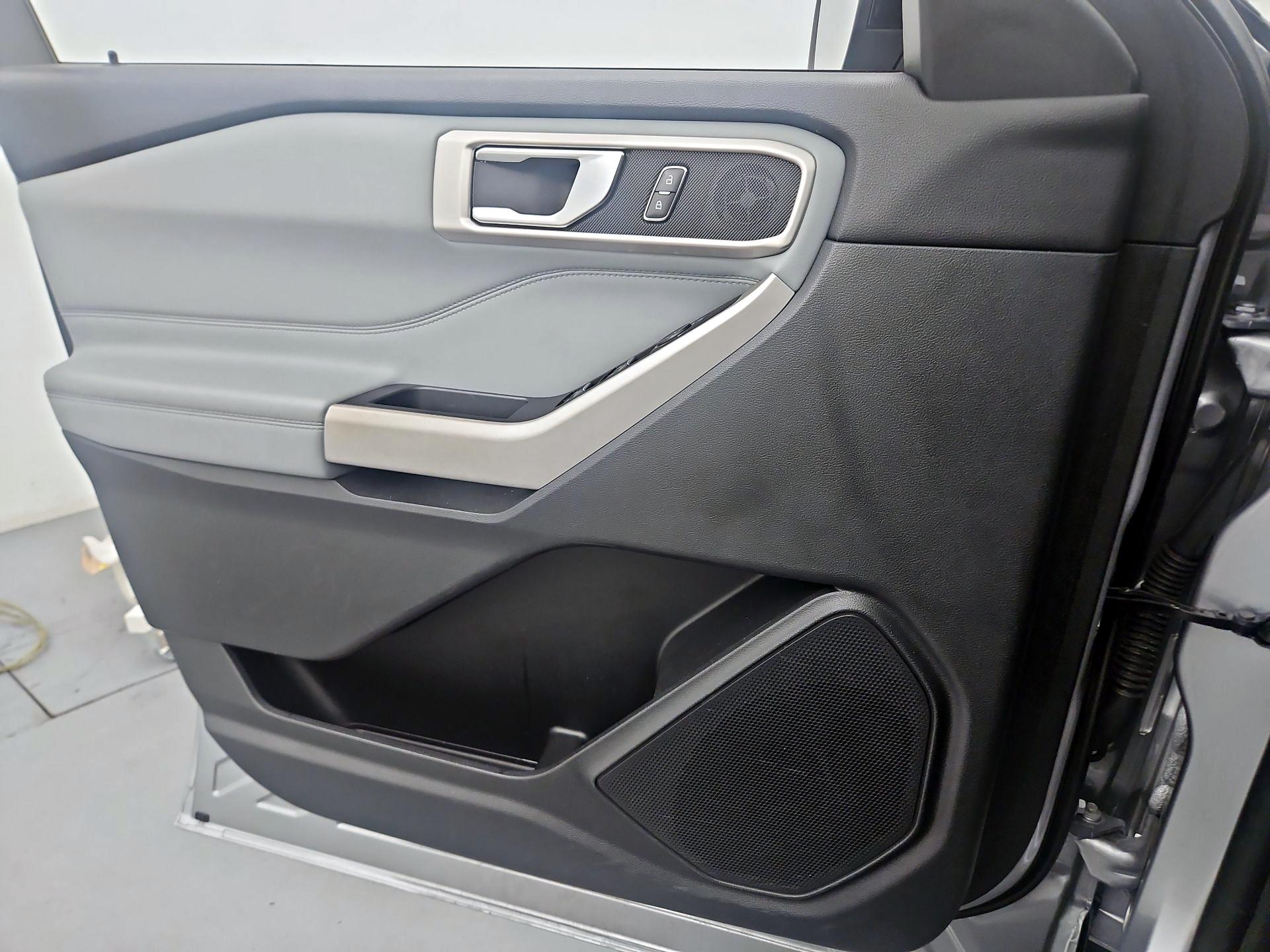 Thumbnail: 2022 Ford Explorer - 12