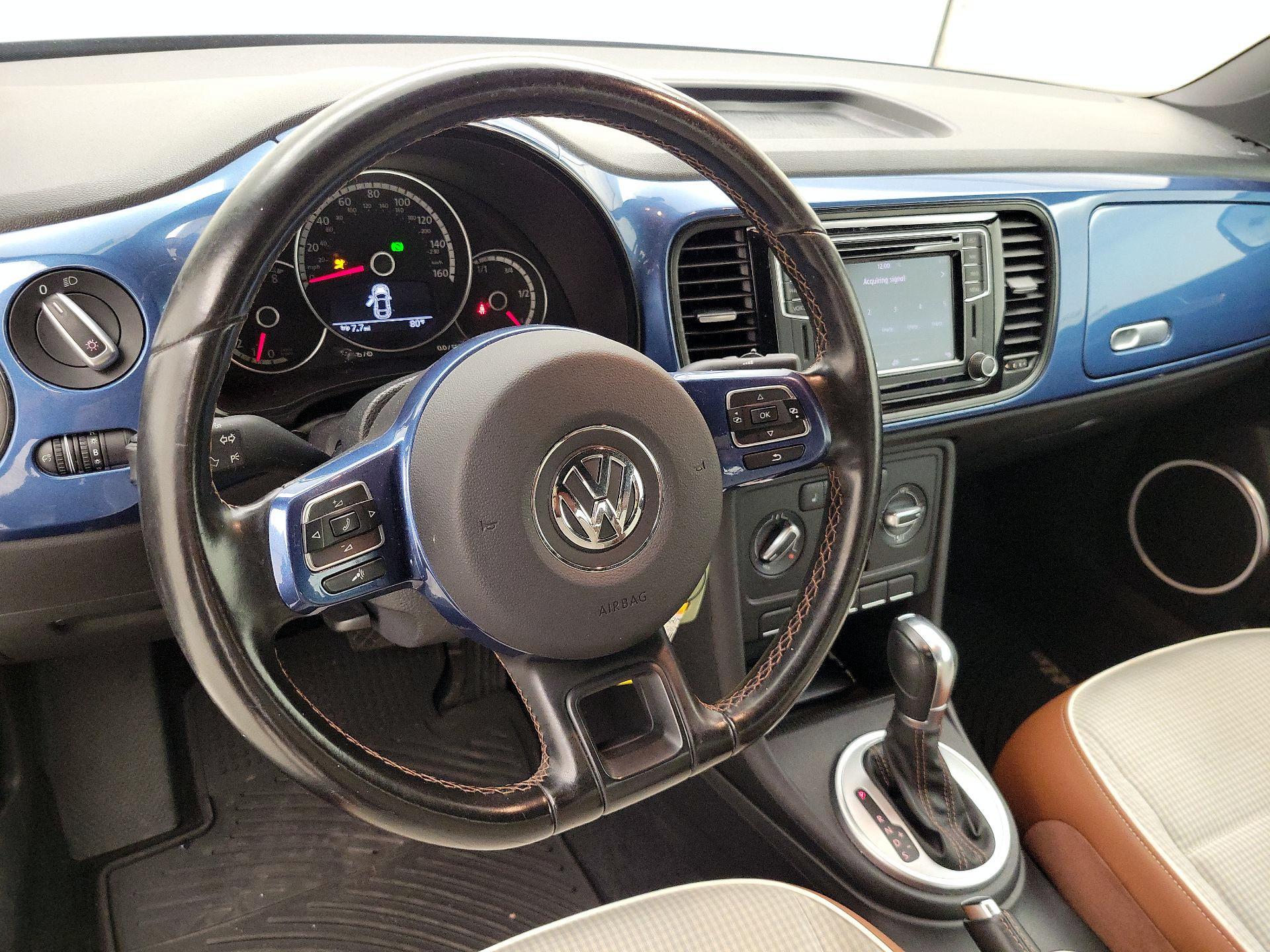 Thumbnail: 2016 Volkswagen Beetle - 10