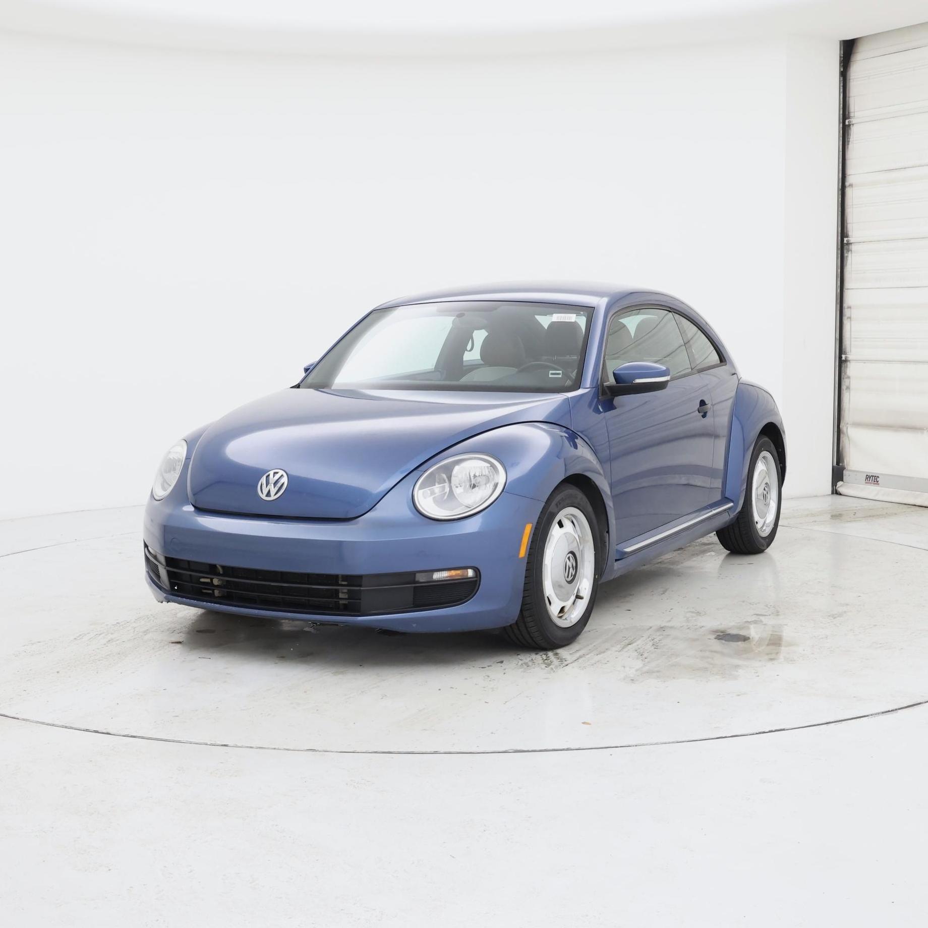 Thumbnail: 2016 Volkswagen Beetle - 4