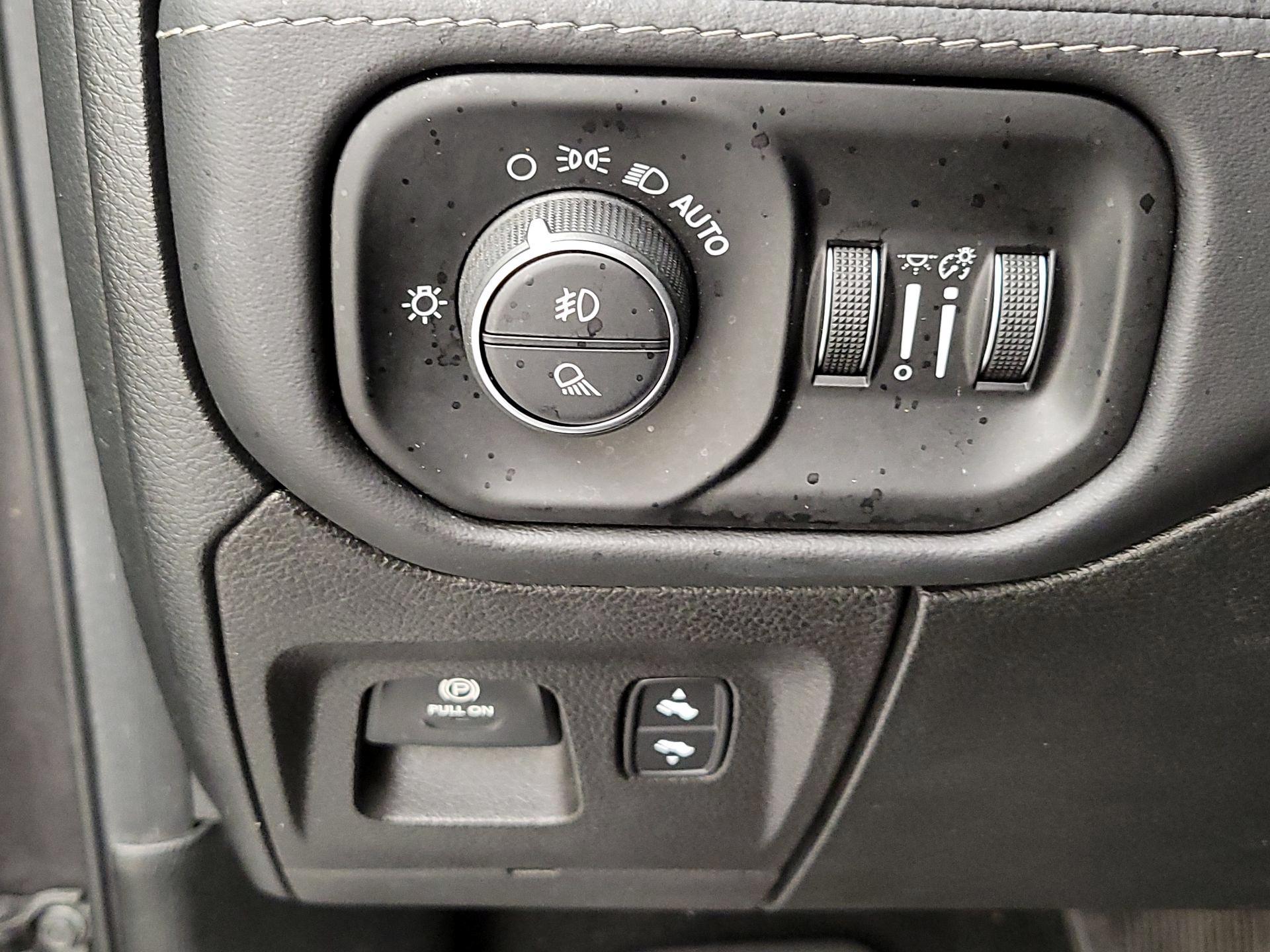 Thumbnail: 2021 RAM 1500 - 13