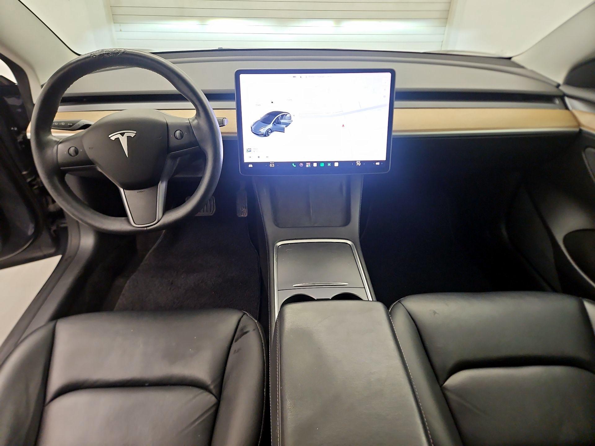 Thumbnail: 2021 Tesla Model 3 - 9