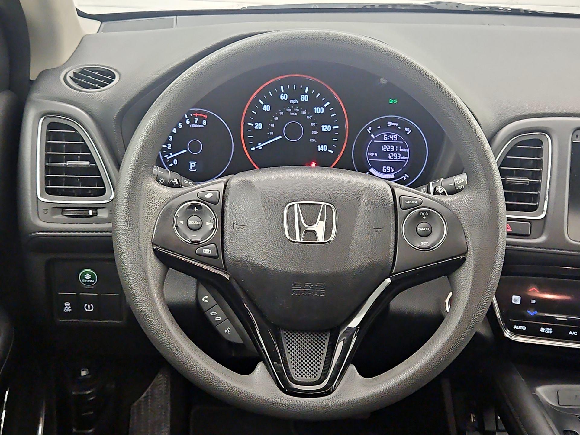 Thumbnail: 2017 Honda HR-V - 10