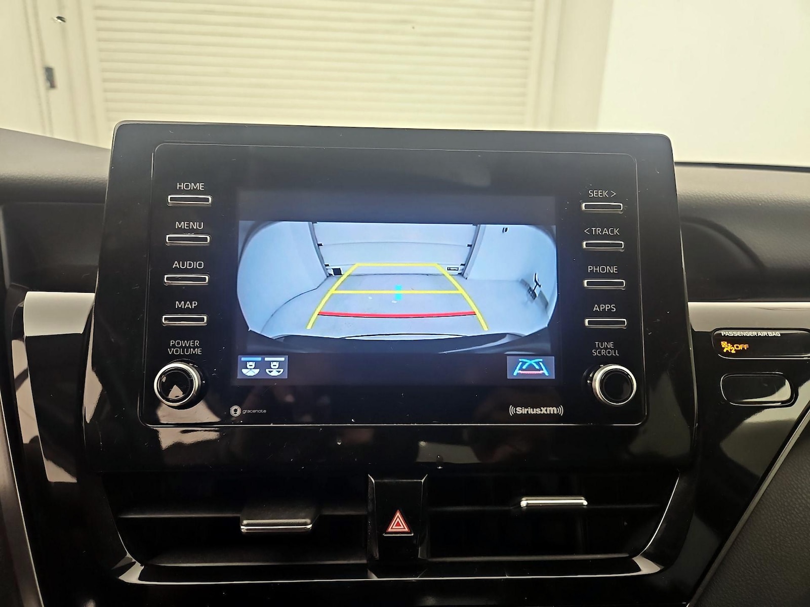 2022 Toyota Camry SE - Photo 15