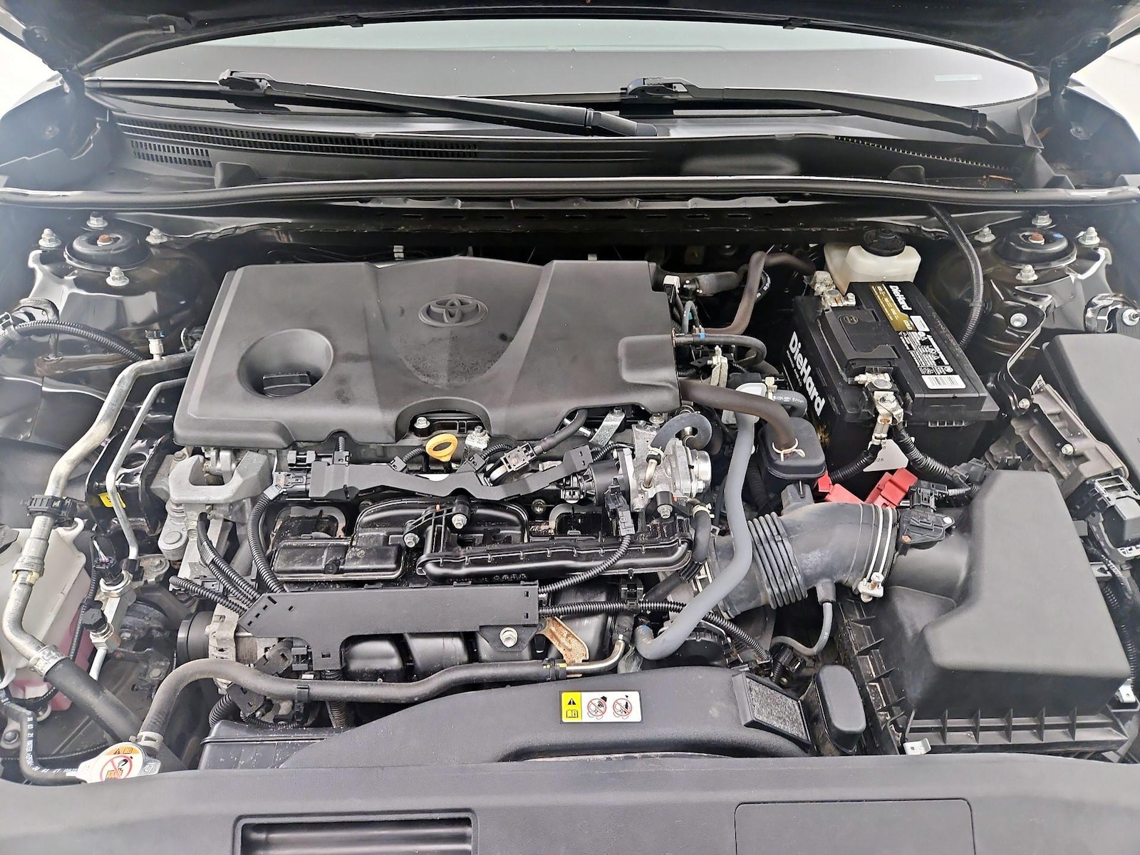 2022 Toyota Camry SE - Photo 22