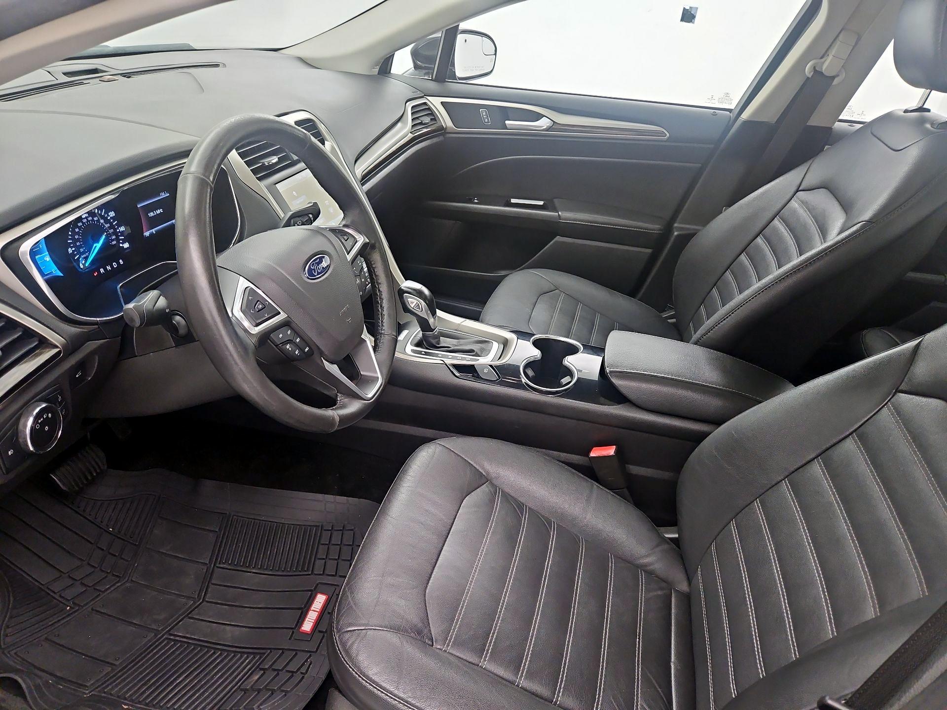 Thumbnail: 2016 Ford Fusion - 11