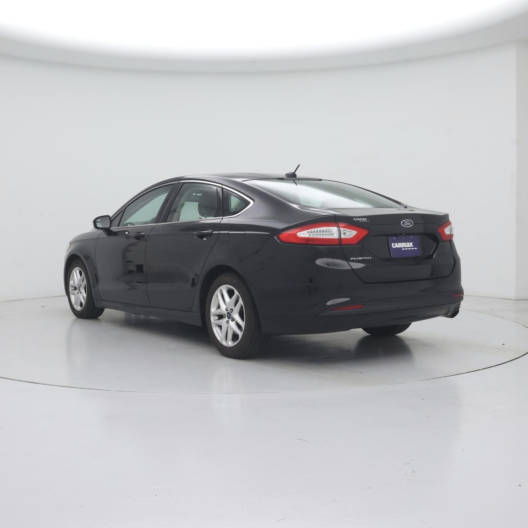 Thumbnail: 2016 Ford Fusion - 2