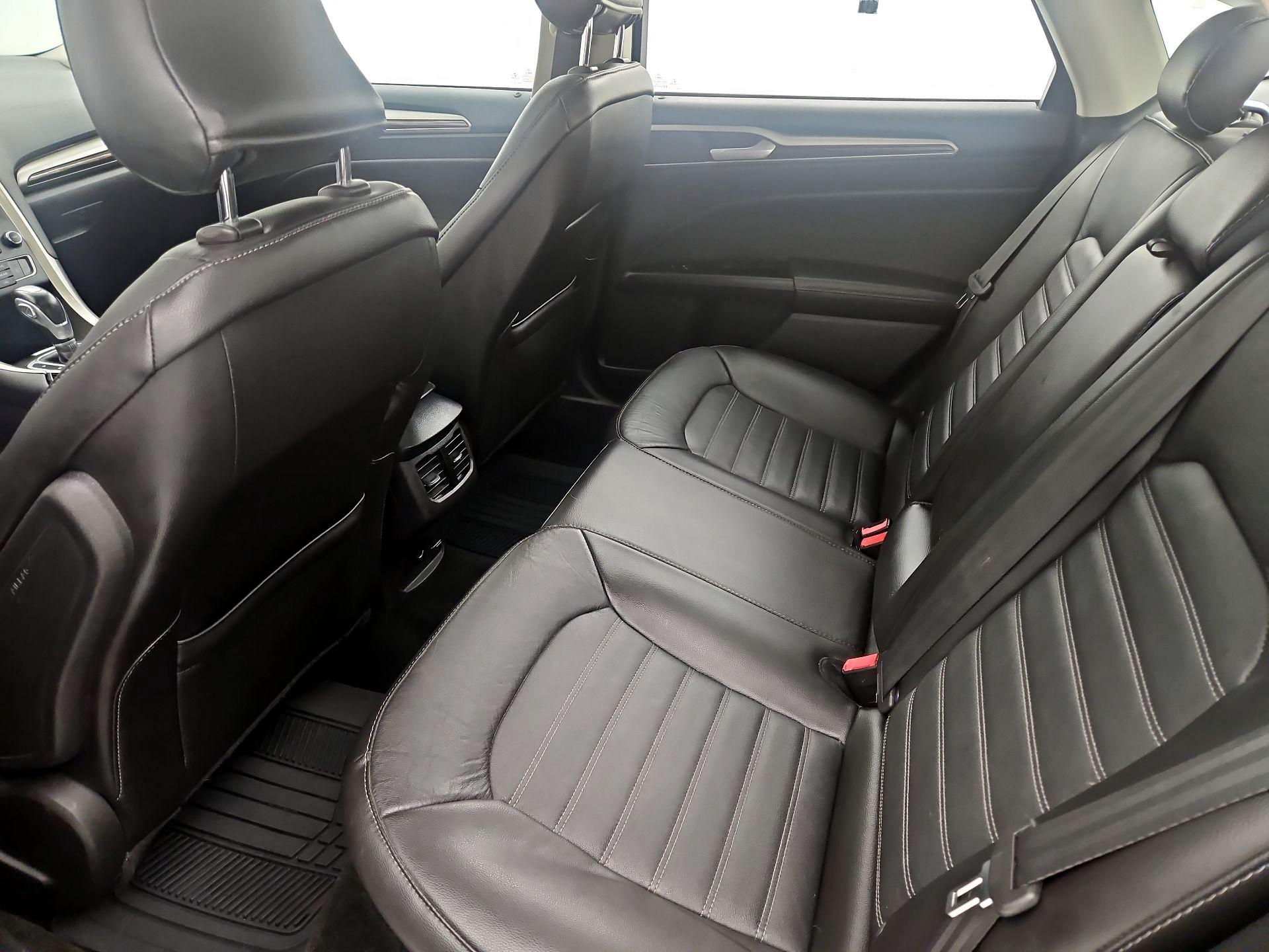 Thumbnail: 2016 Ford Fusion - 20