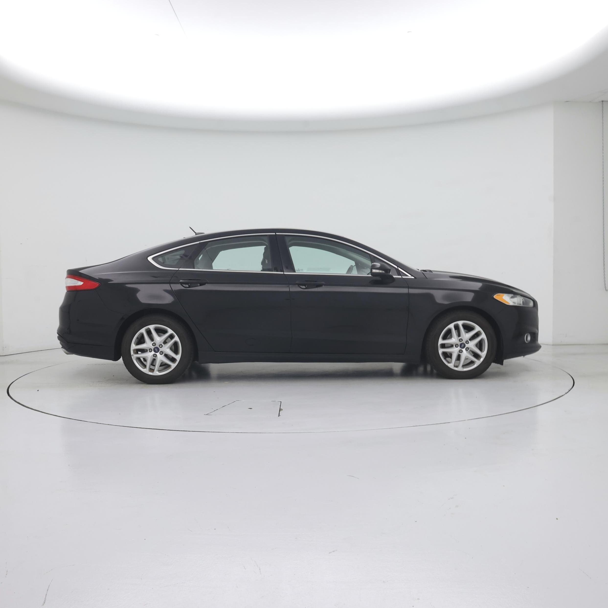Thumbnail: 2016 Ford Fusion - 7