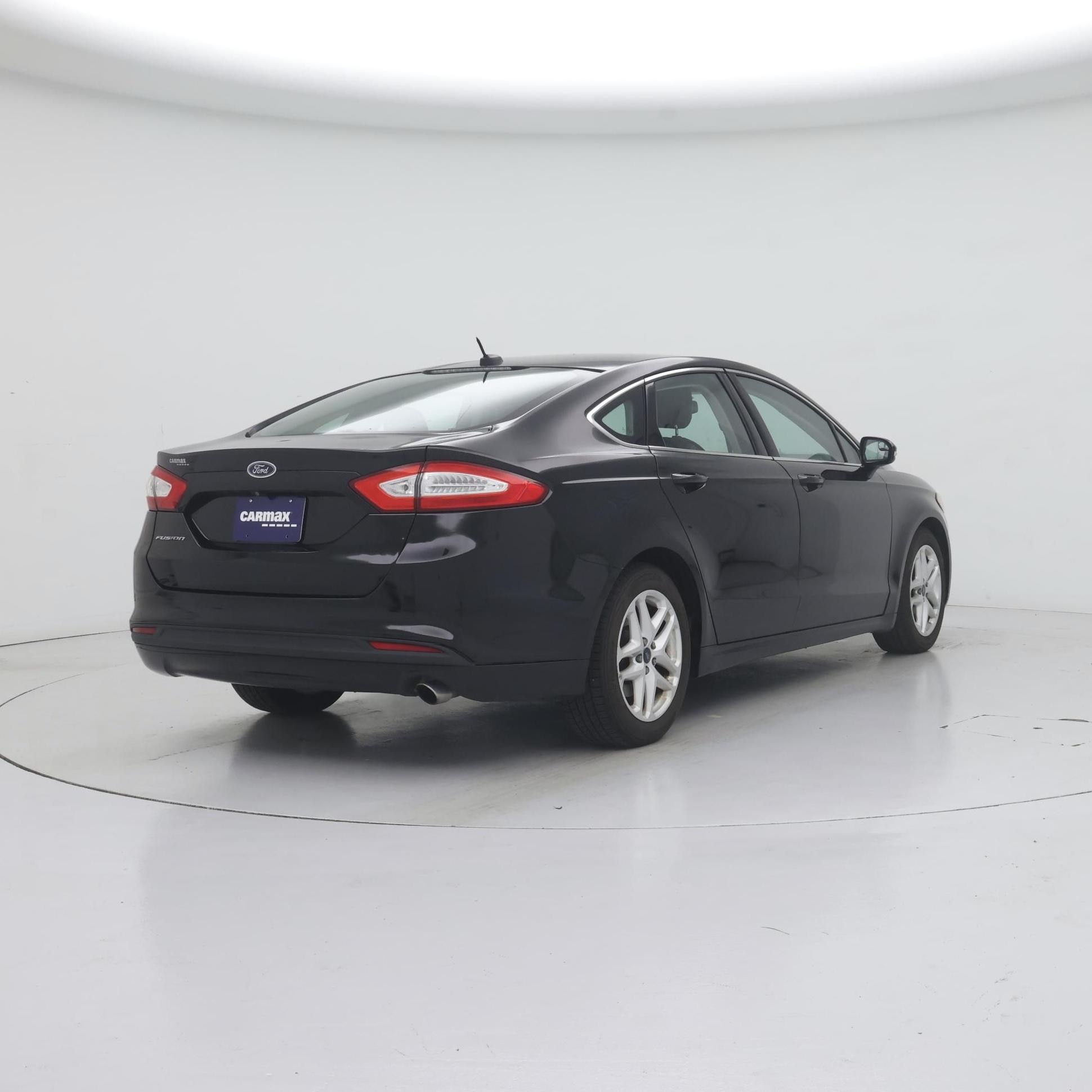 Thumbnail: 2016 Ford Fusion - 8