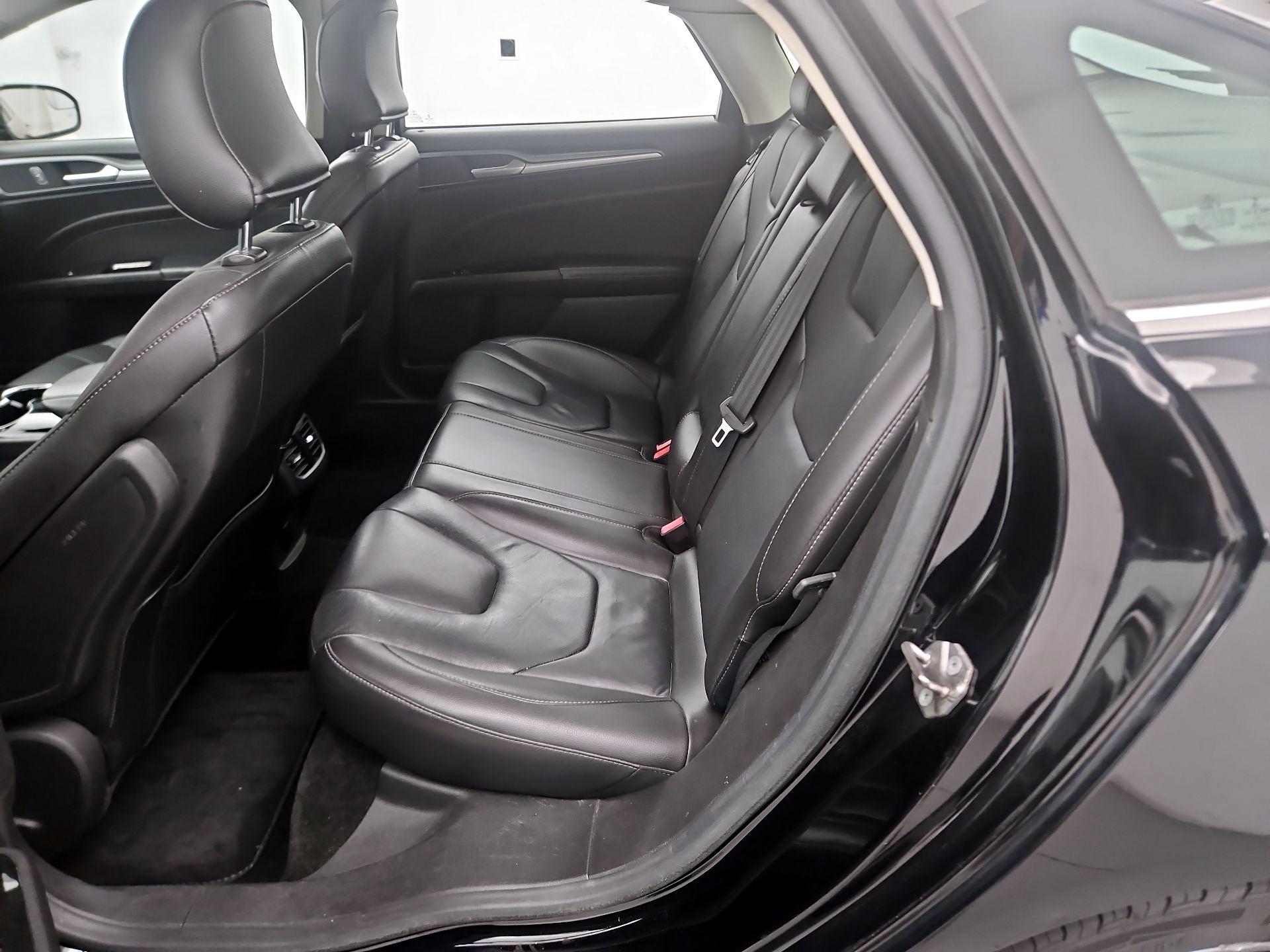 Thumbnail: 2016 Ford Fusion - 20