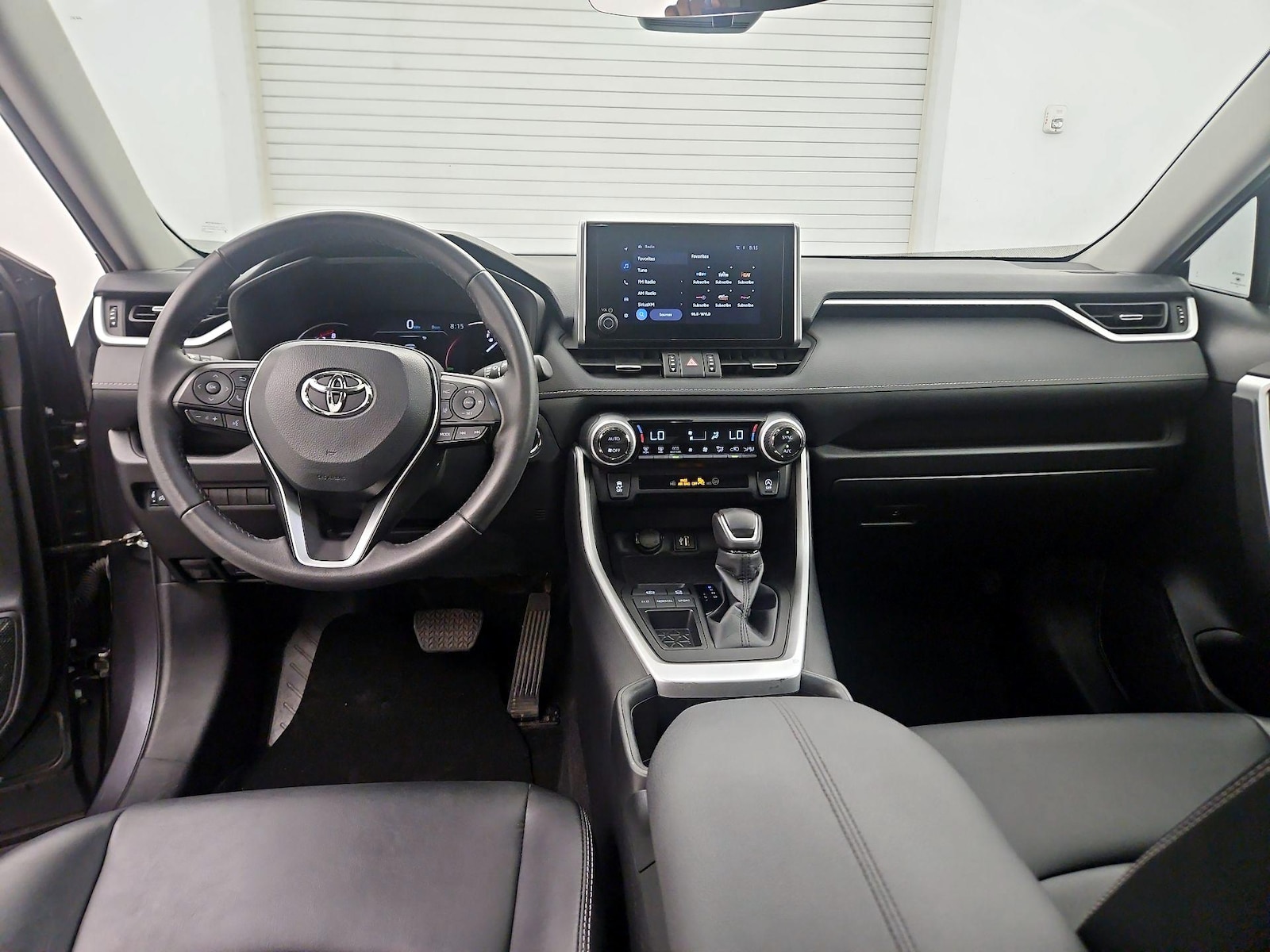 2024 Toyota RAV4 XLE Premium - Photo 8