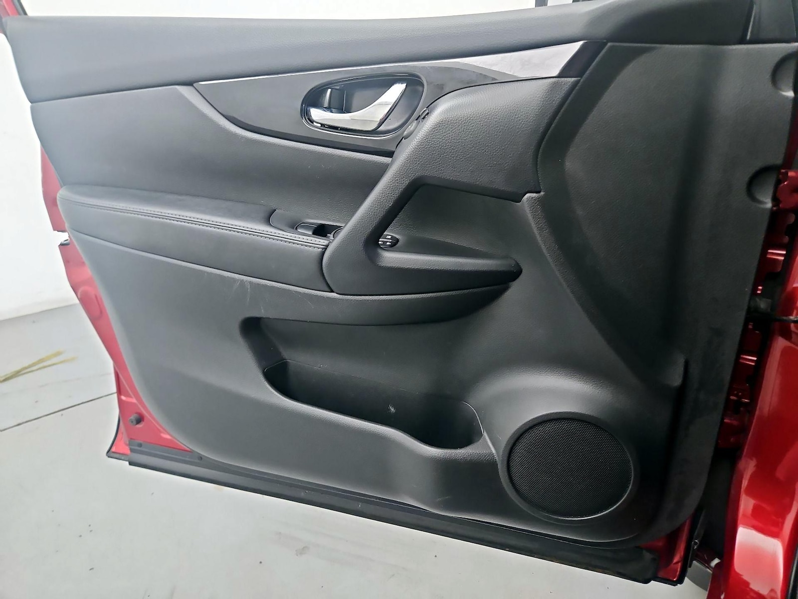 2022 Nissan Rogue Sport SV - Photo 11