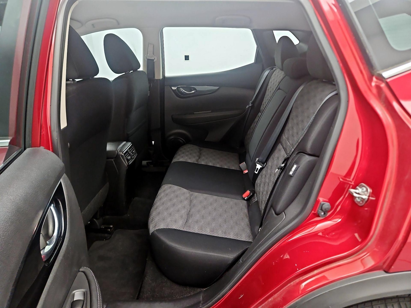 2022 Nissan Rogue Sport SV - Photo 18