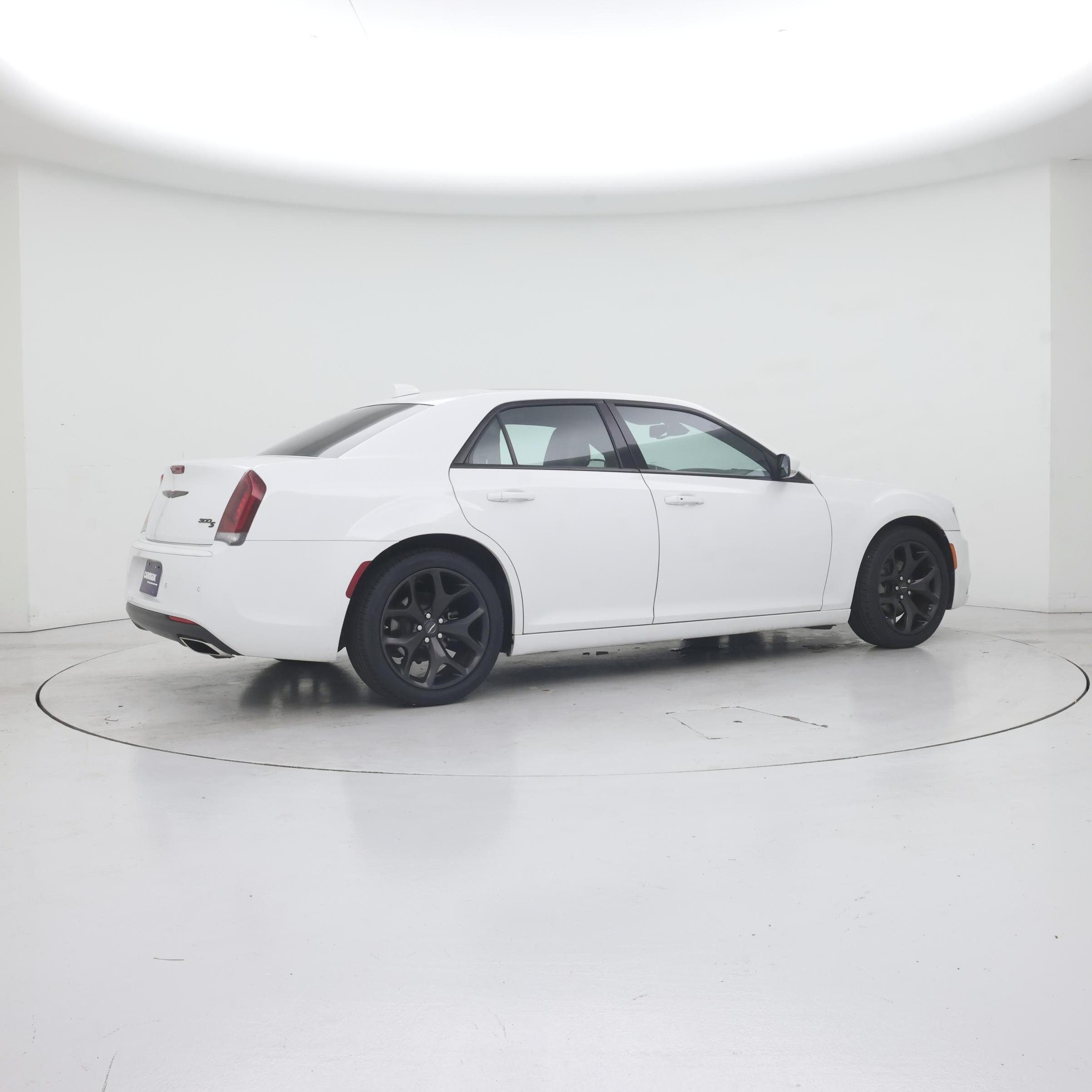 Thumbnail: 2022 Chrysler 300 - 2