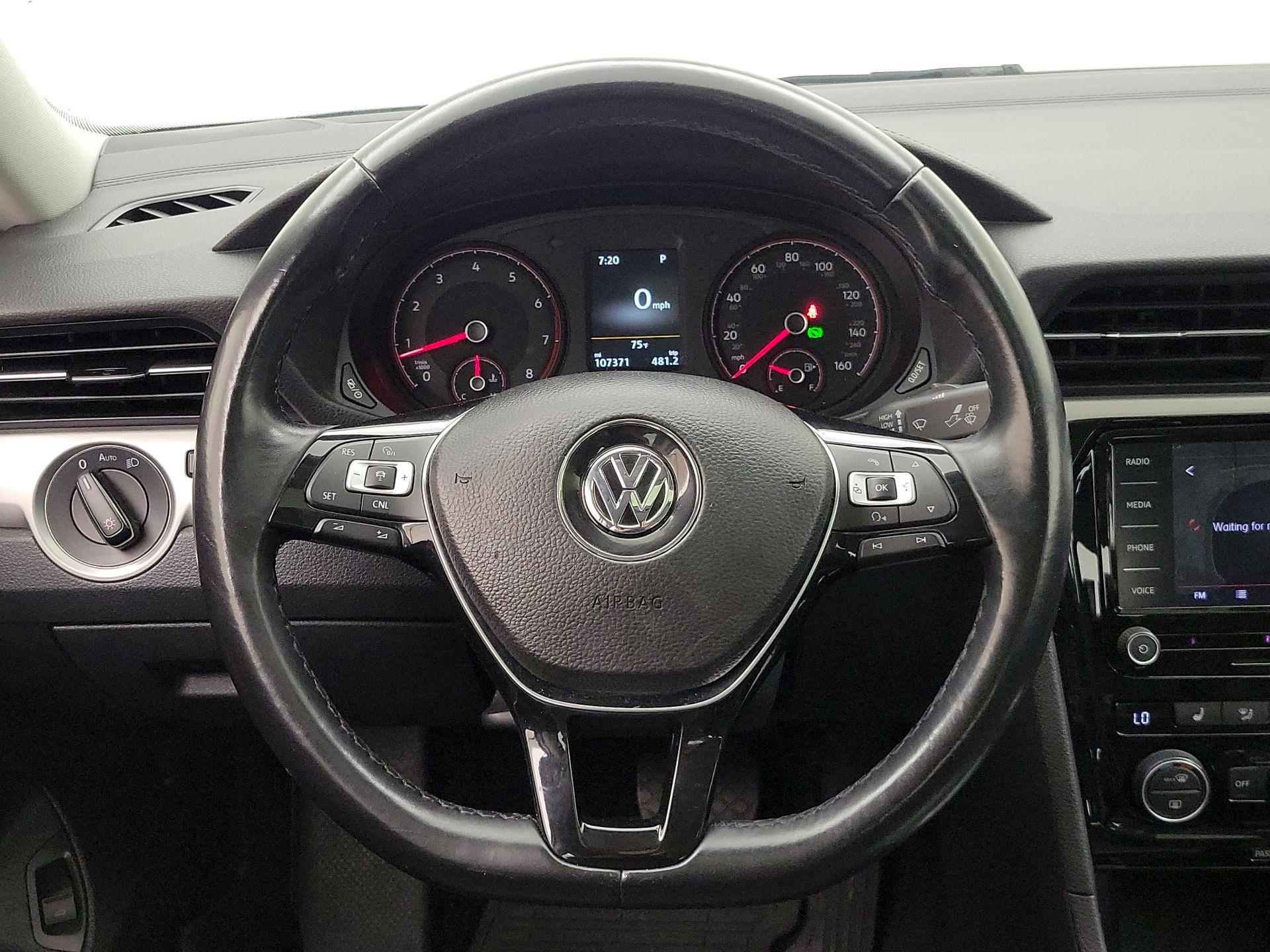 Thumbnail: 2020 Volkswagen Passat - 10
