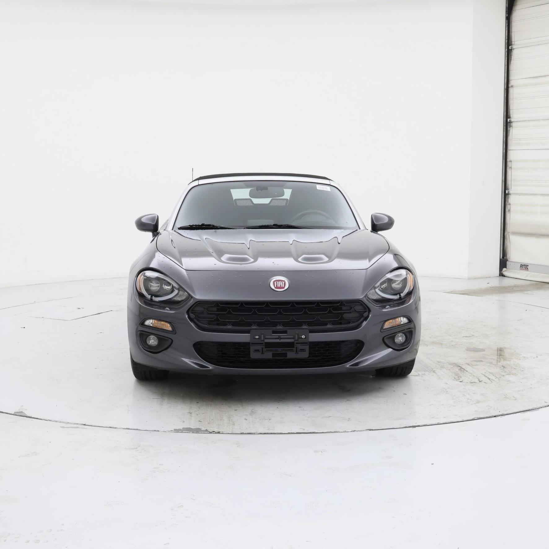 Thumbnail: 2017 Fiat 124 Spider - 5