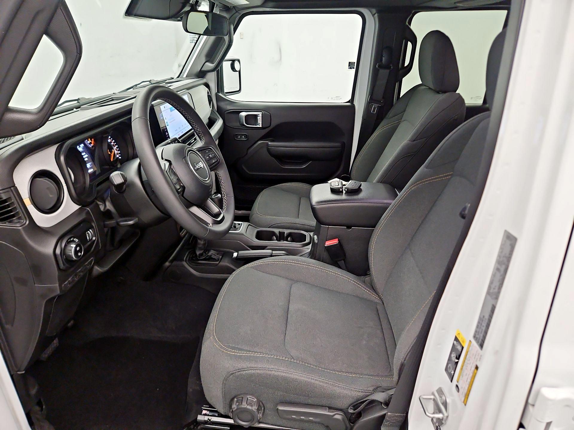 Thumbnail: 2025 Jeep Gladiator - 11