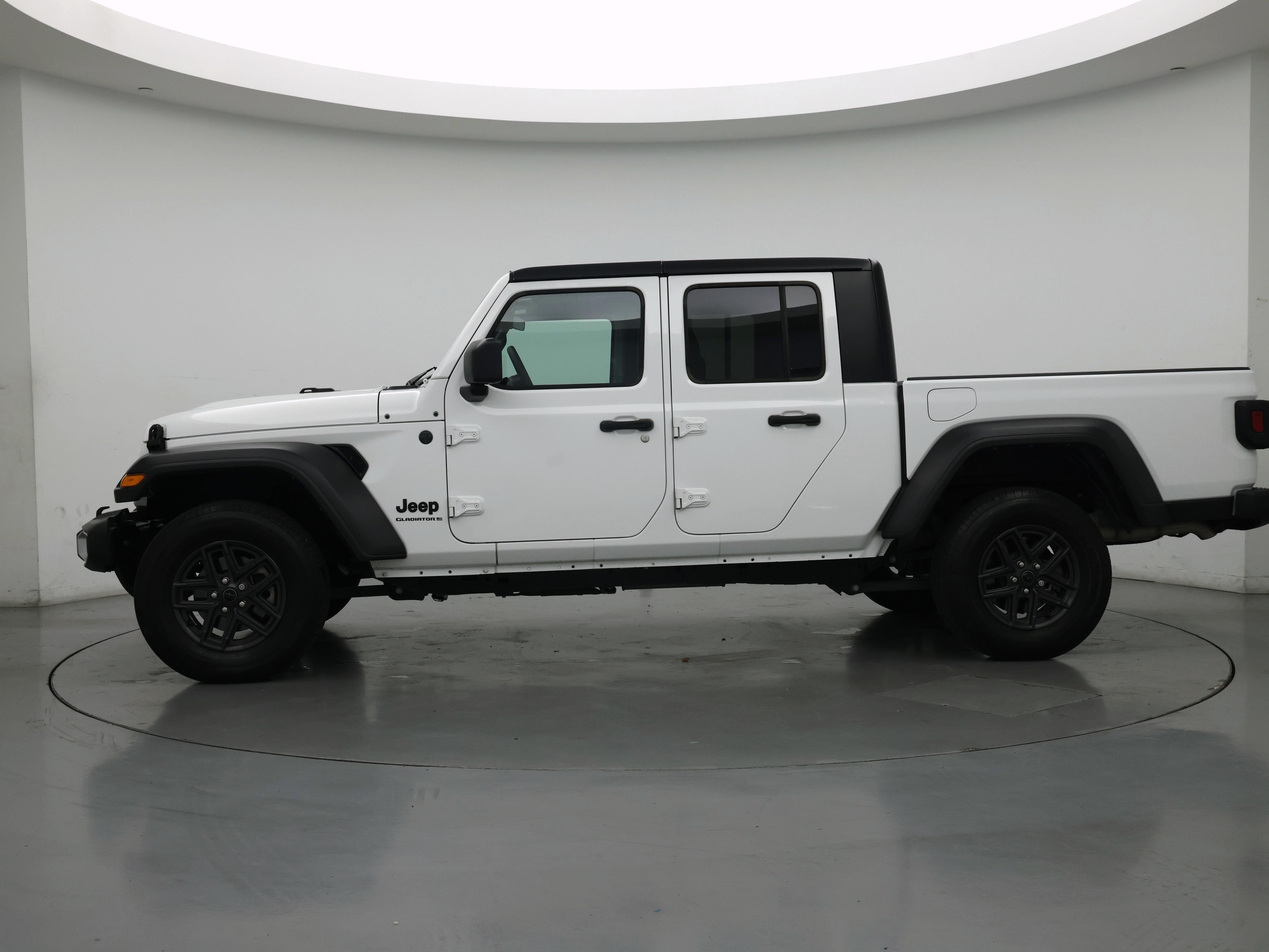 Thumbnail: 2025 Jeep Gladiator - 3