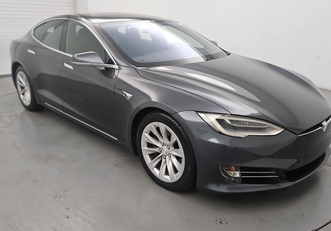 2019 Tesla Model S Long Range in Gray — CarMax photo