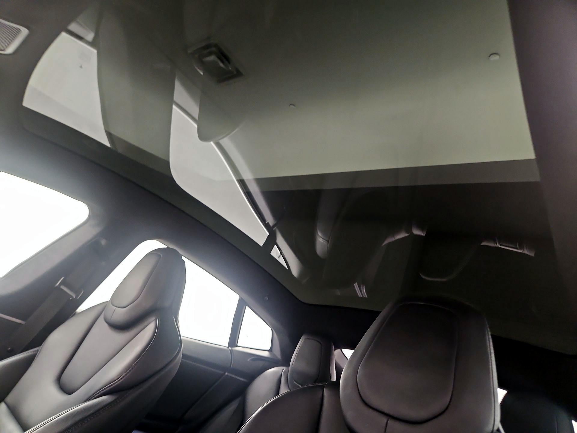 Thumbnail: 2019 Tesla Model S - 17