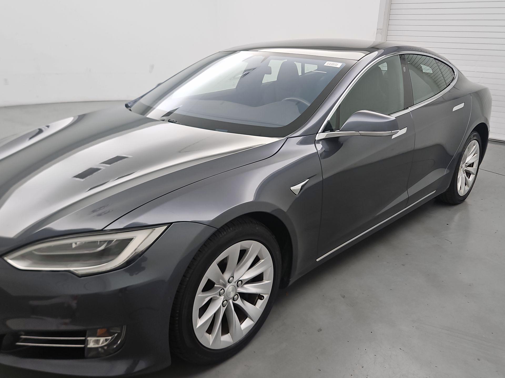 Thumbnail: 2019 Tesla Model S - 3