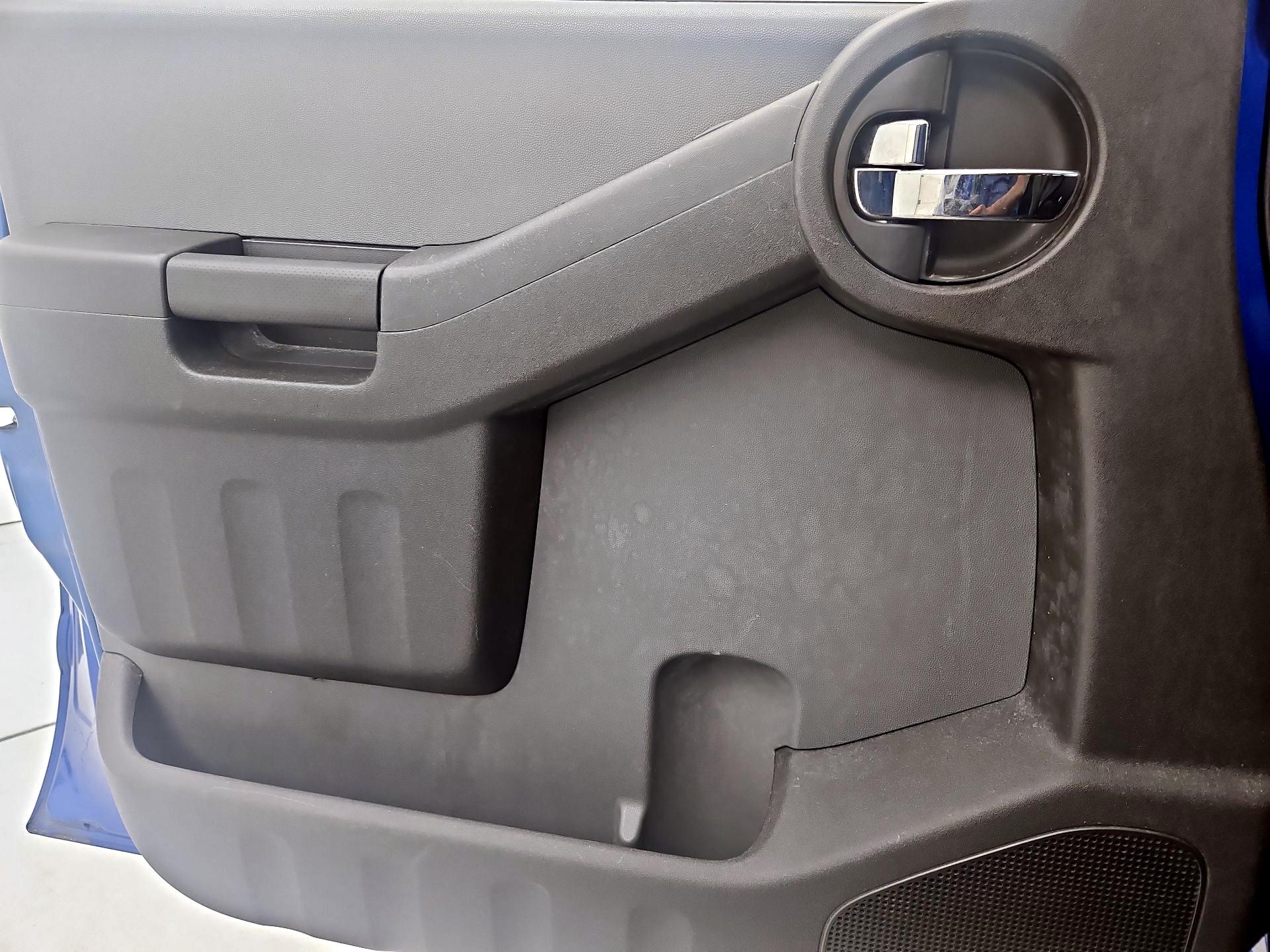 Thumbnail: 2015 Nissan Xterra - 12