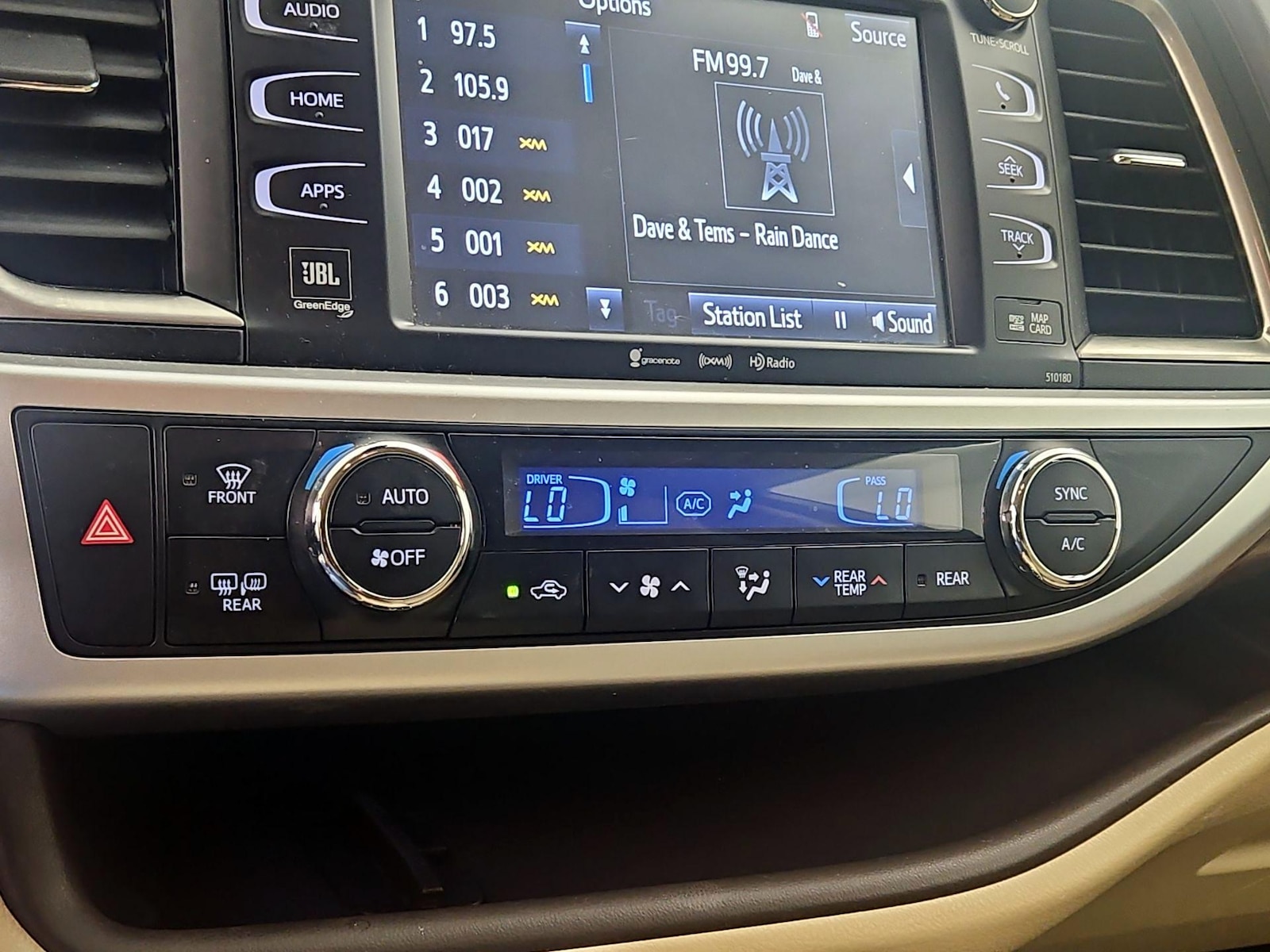 2018 Toyota Highlander Limited - Photo 18