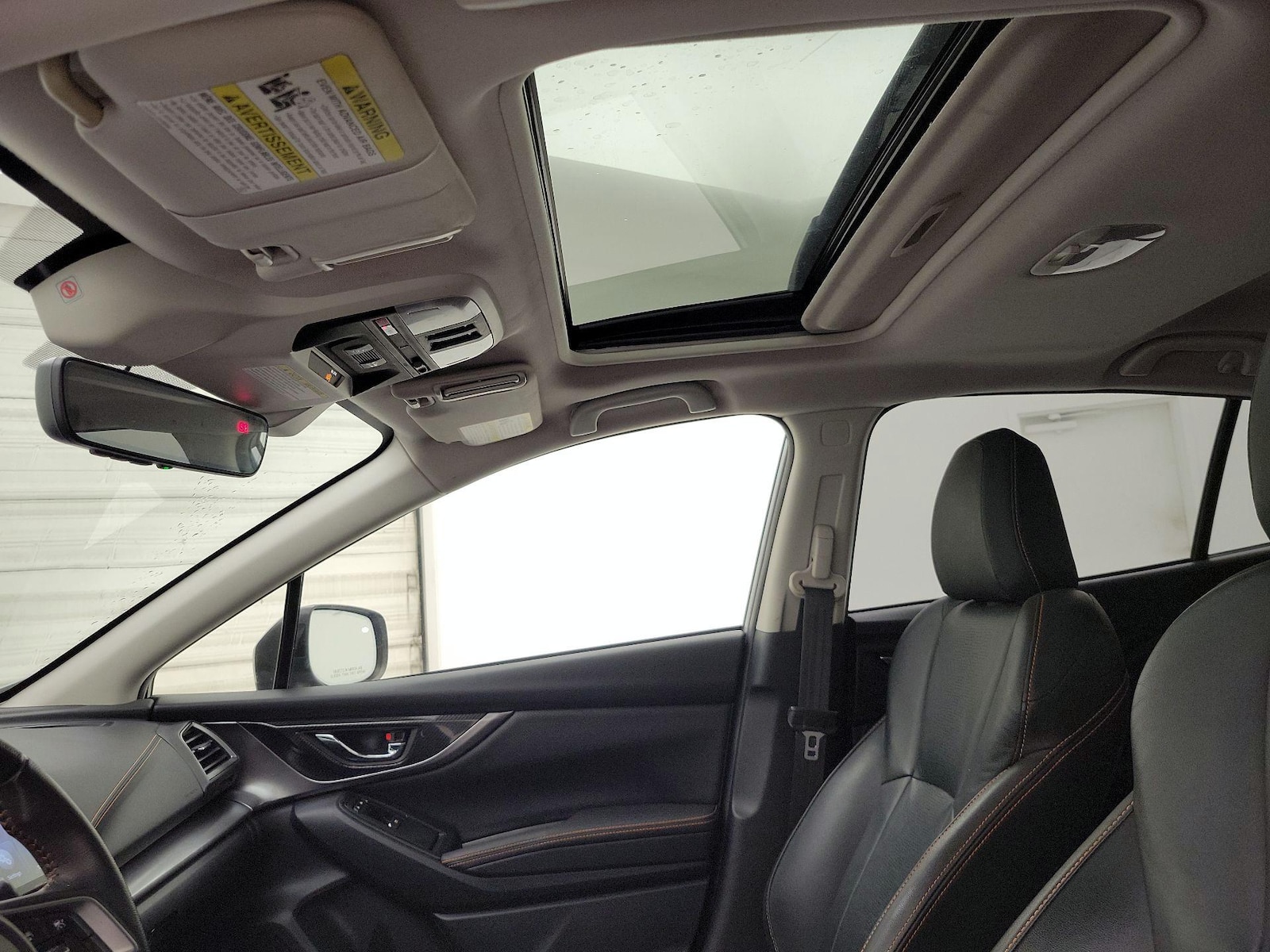 Sunroof(s) & Overhead Airbags