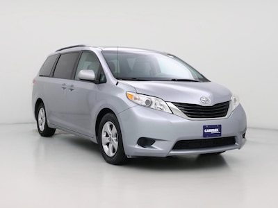 Silver 2014 Toyota Sienna LE
