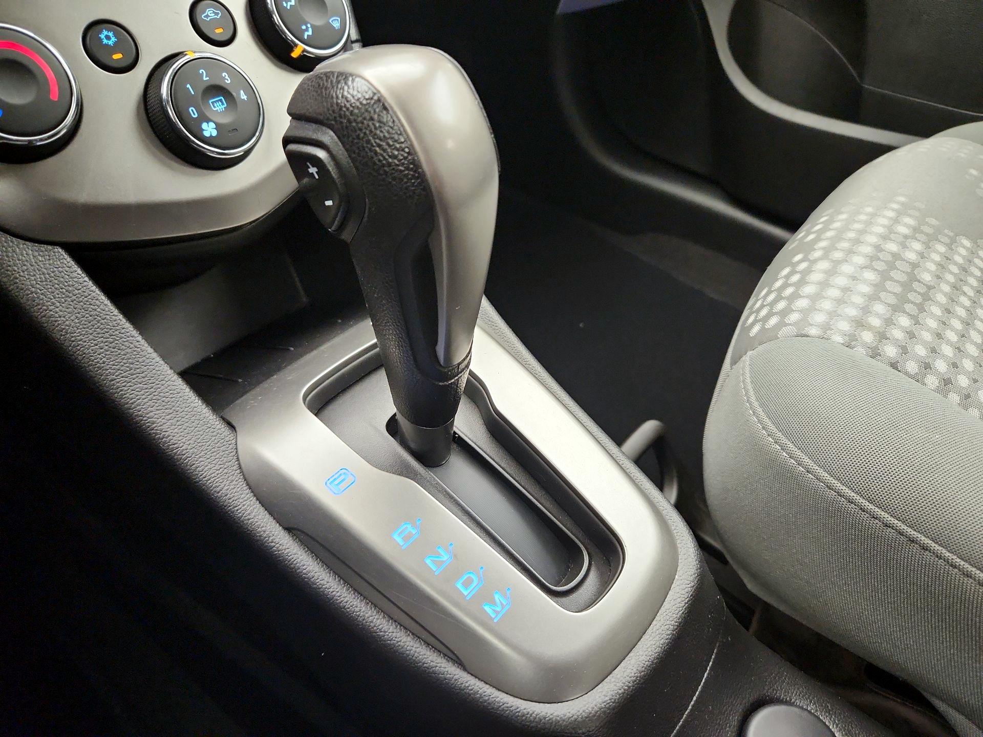 Thumbnail: 2016 Chevrolet Sonic - 16