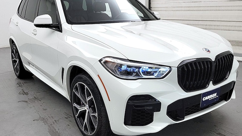 2023 BMW X5 M50i Hero Image