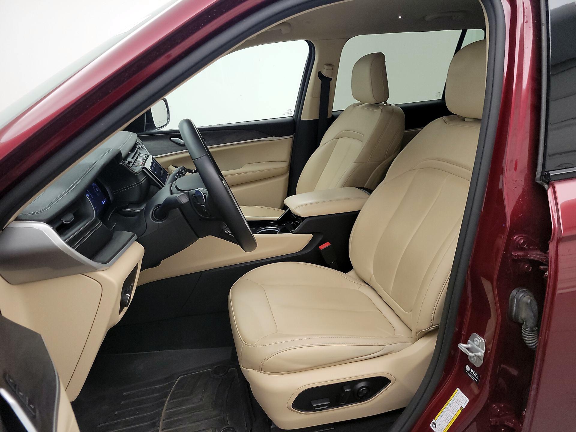 Thumbnail: 2021 Jeep Grand Cherokee L - 11