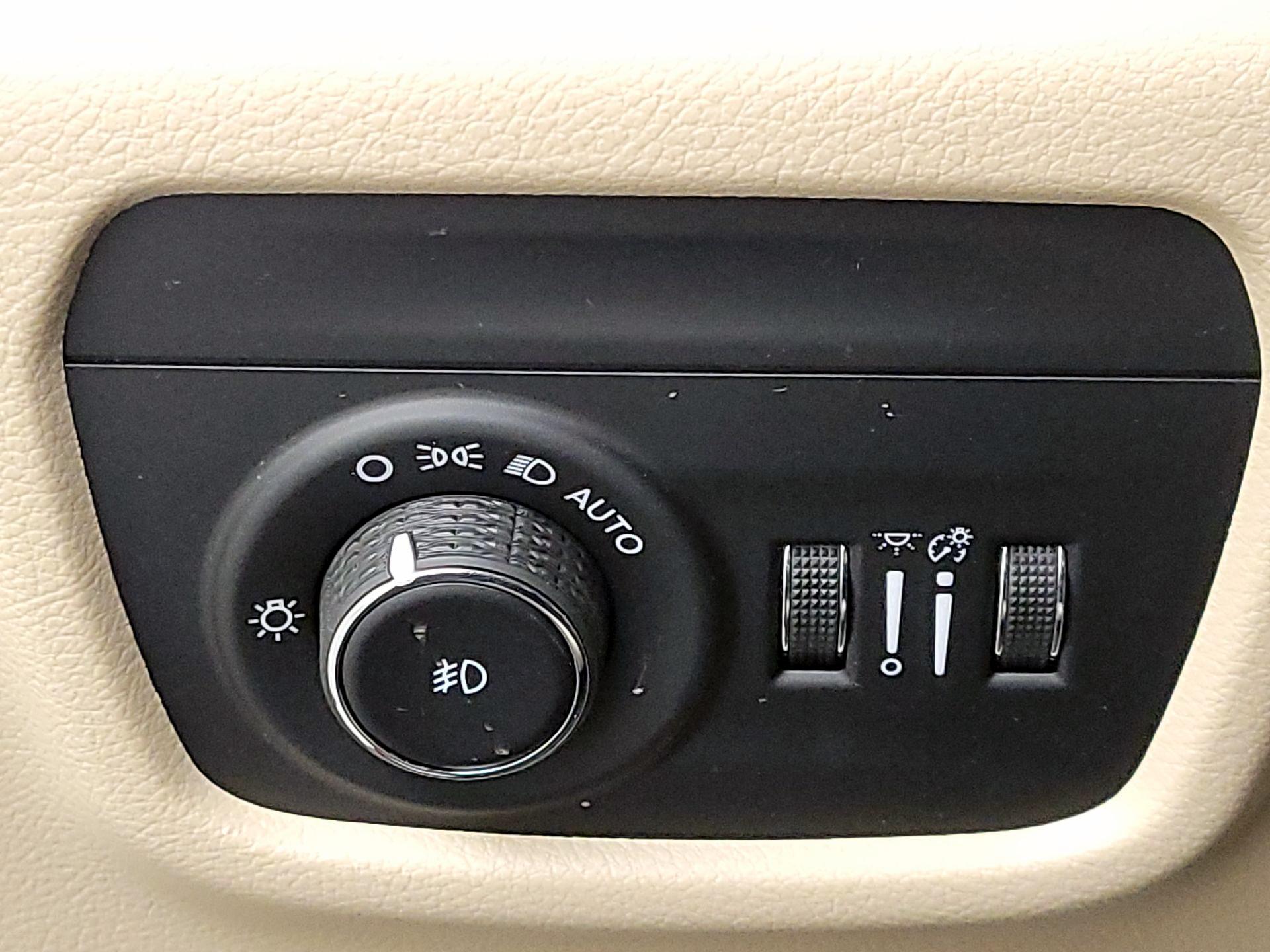 Thumbnail: 2021 Jeep Grand Cherokee L - 13