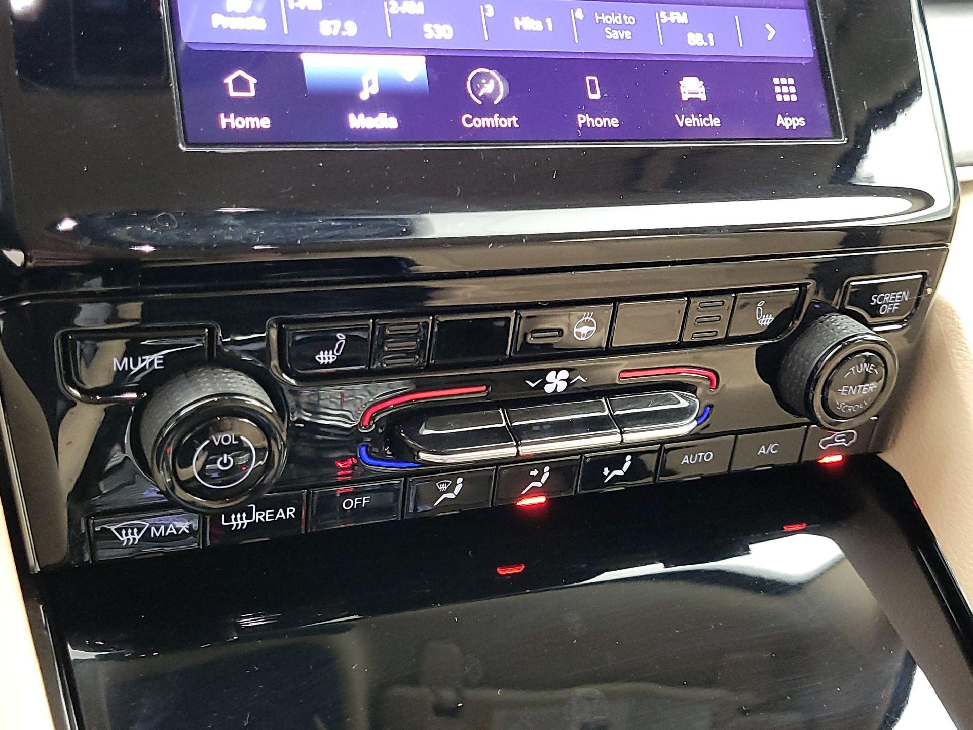 Thumbnail: 2021 Jeep Grand Cherokee L - 16