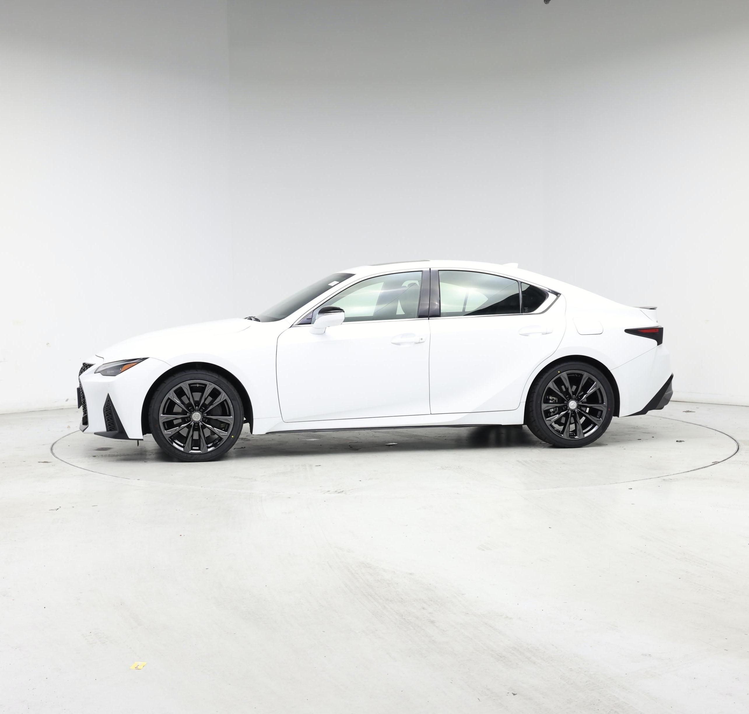 Thumbnail: 2021 Lexus IS - 3
