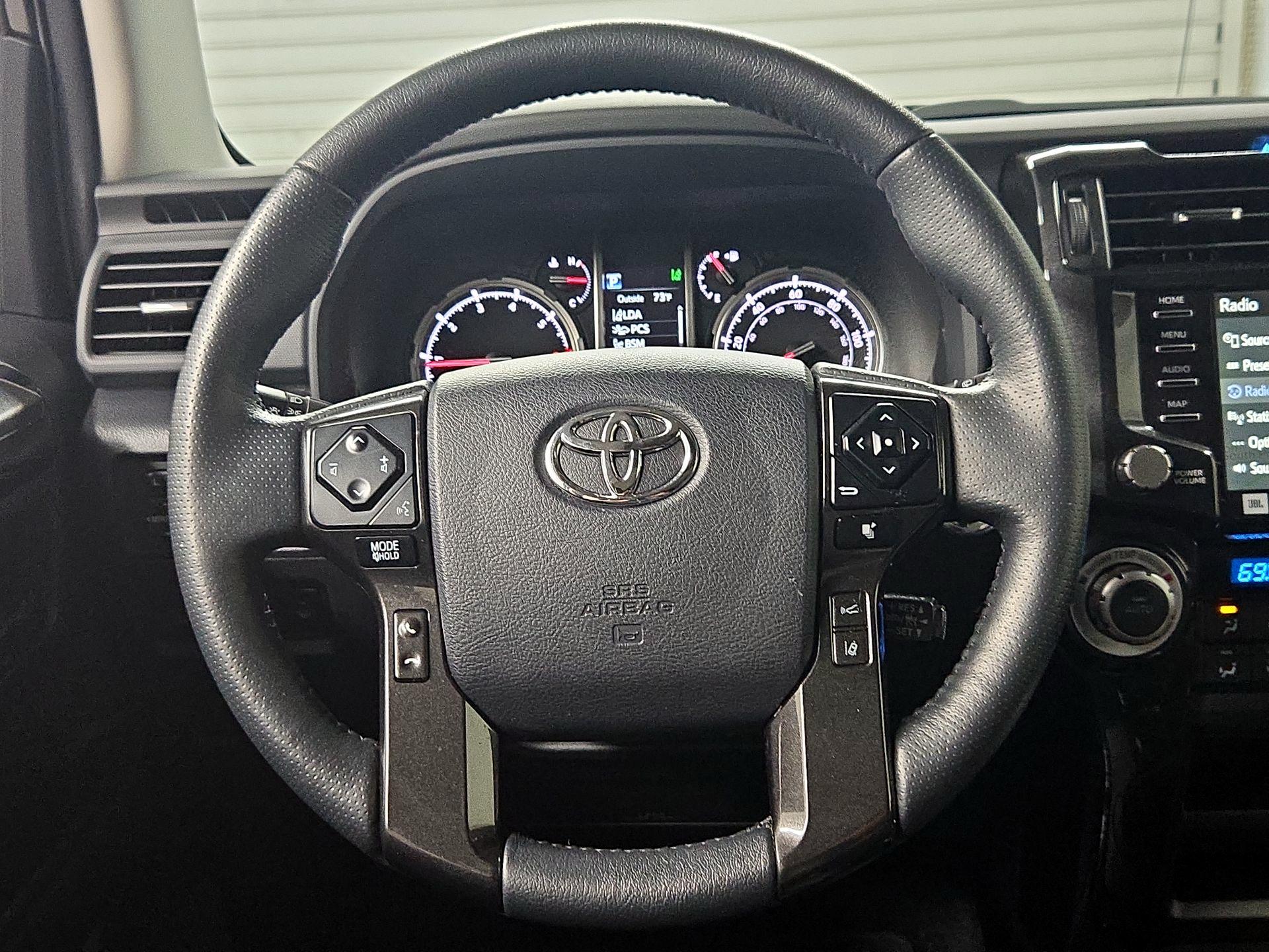 Thumbnail: 2023 Toyota 4Runner - 10