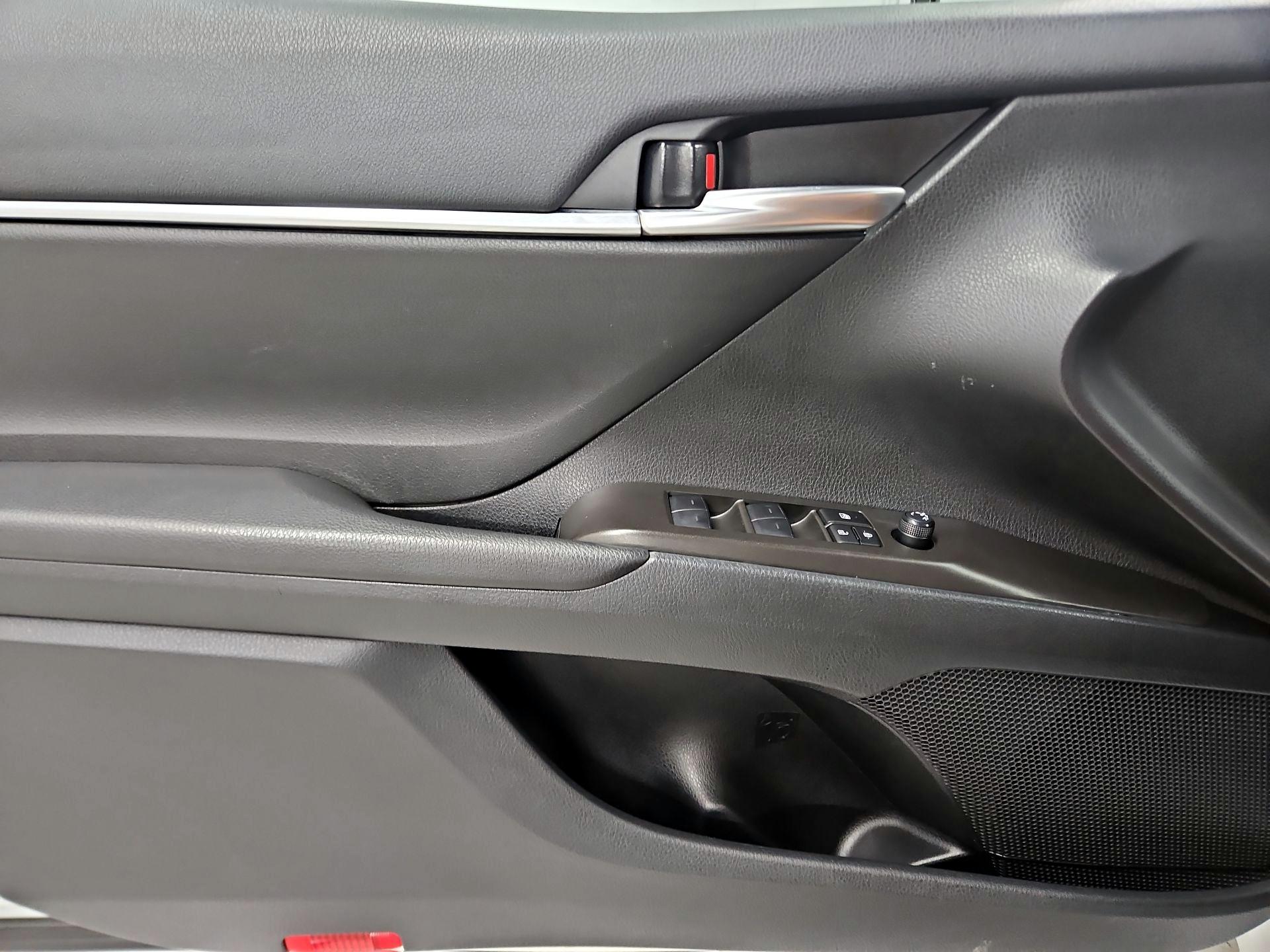 Thumbnail: 2024 Toyota Camry - 12