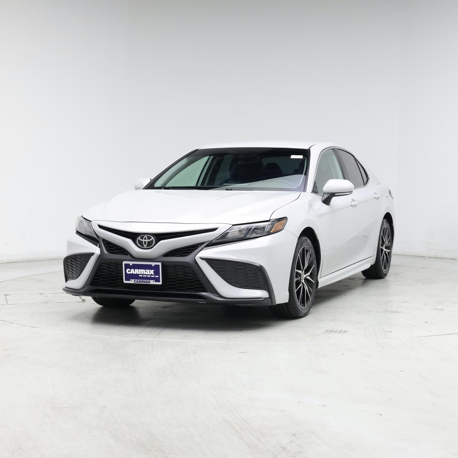 Thumbnail: 2024 Toyota Camry - 4