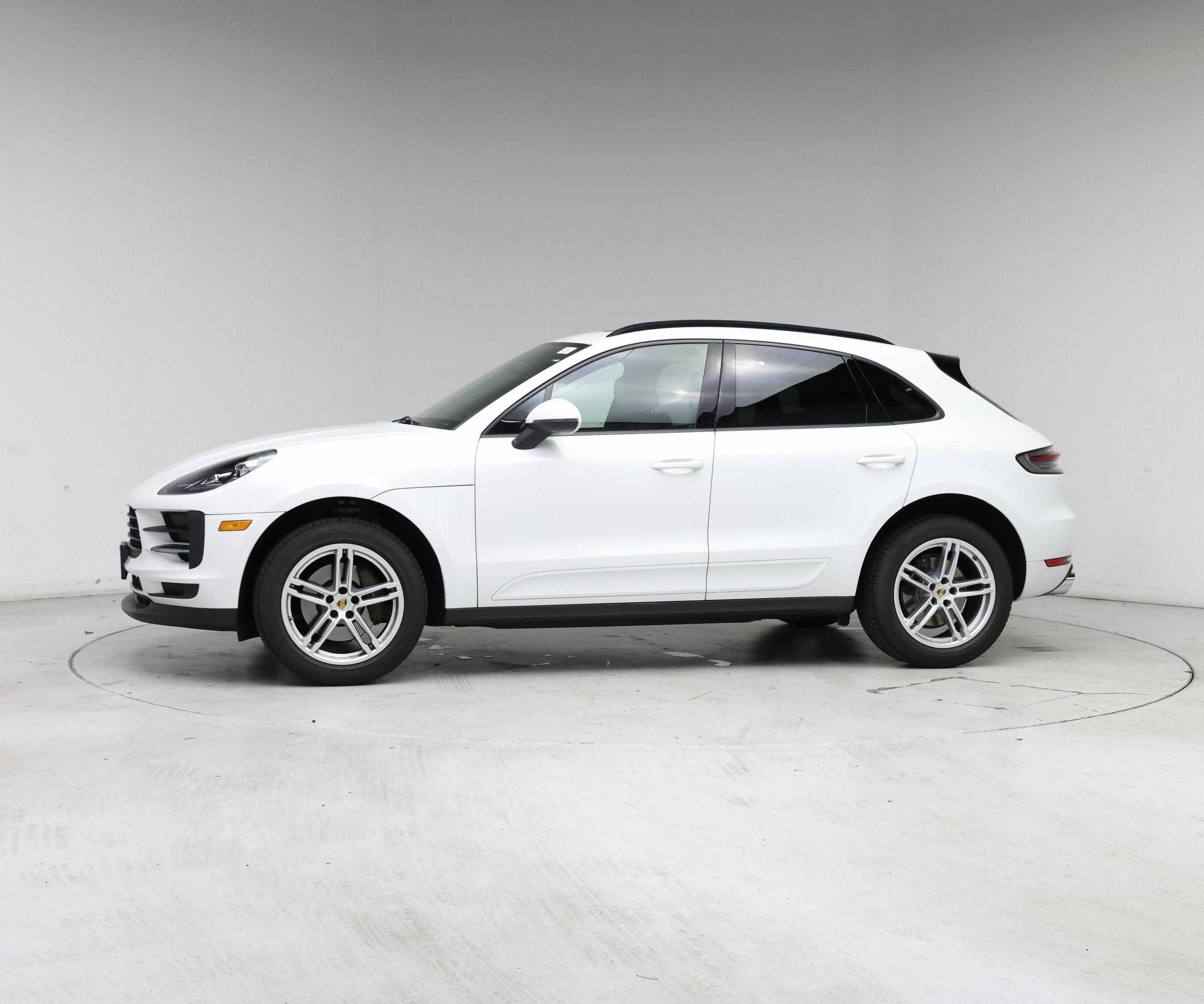 Thumbnail: 2019 Porsche Macan - 3