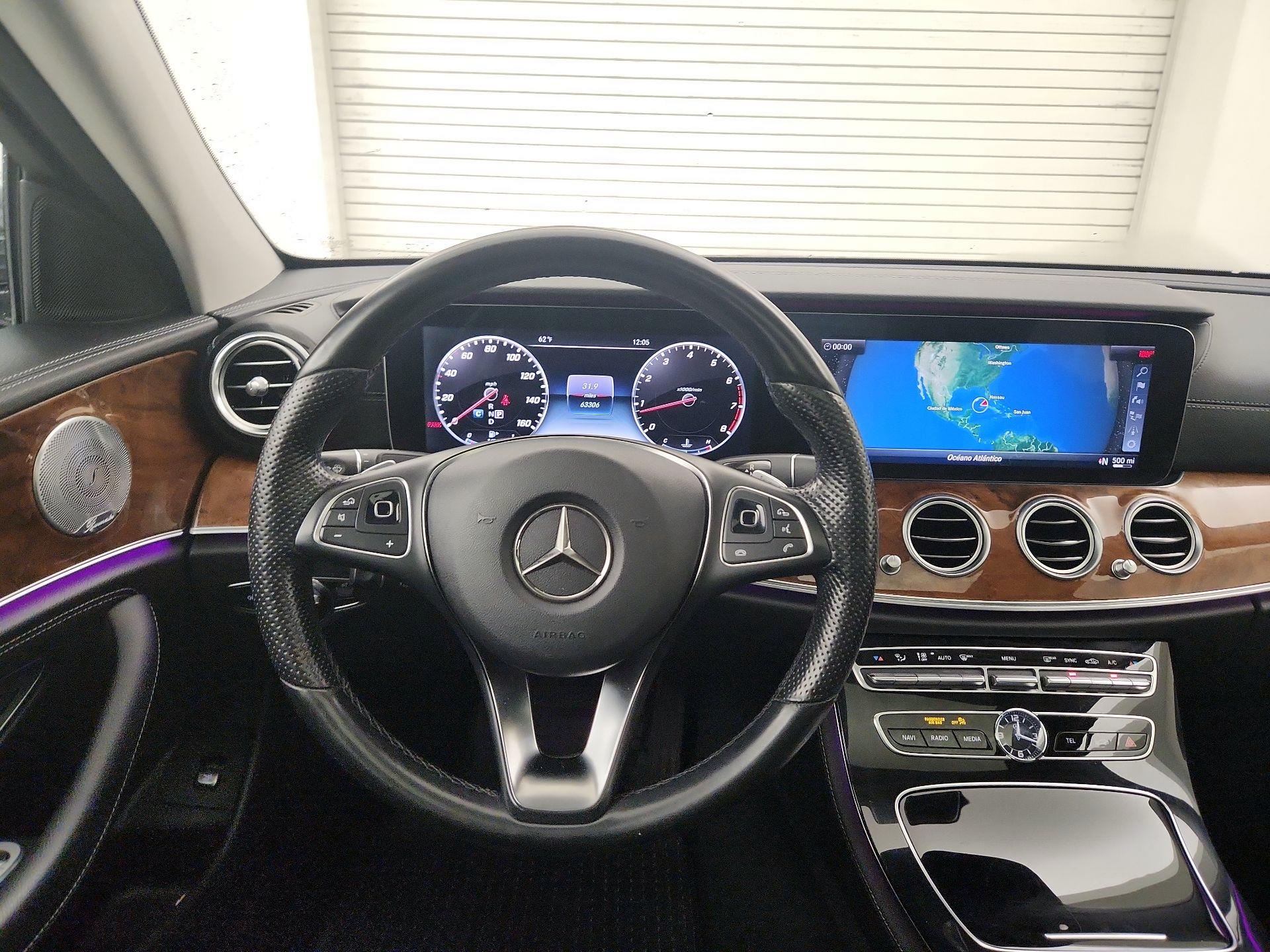 Thumbnail: 2018 Mercedes-Benz E-Class - 10