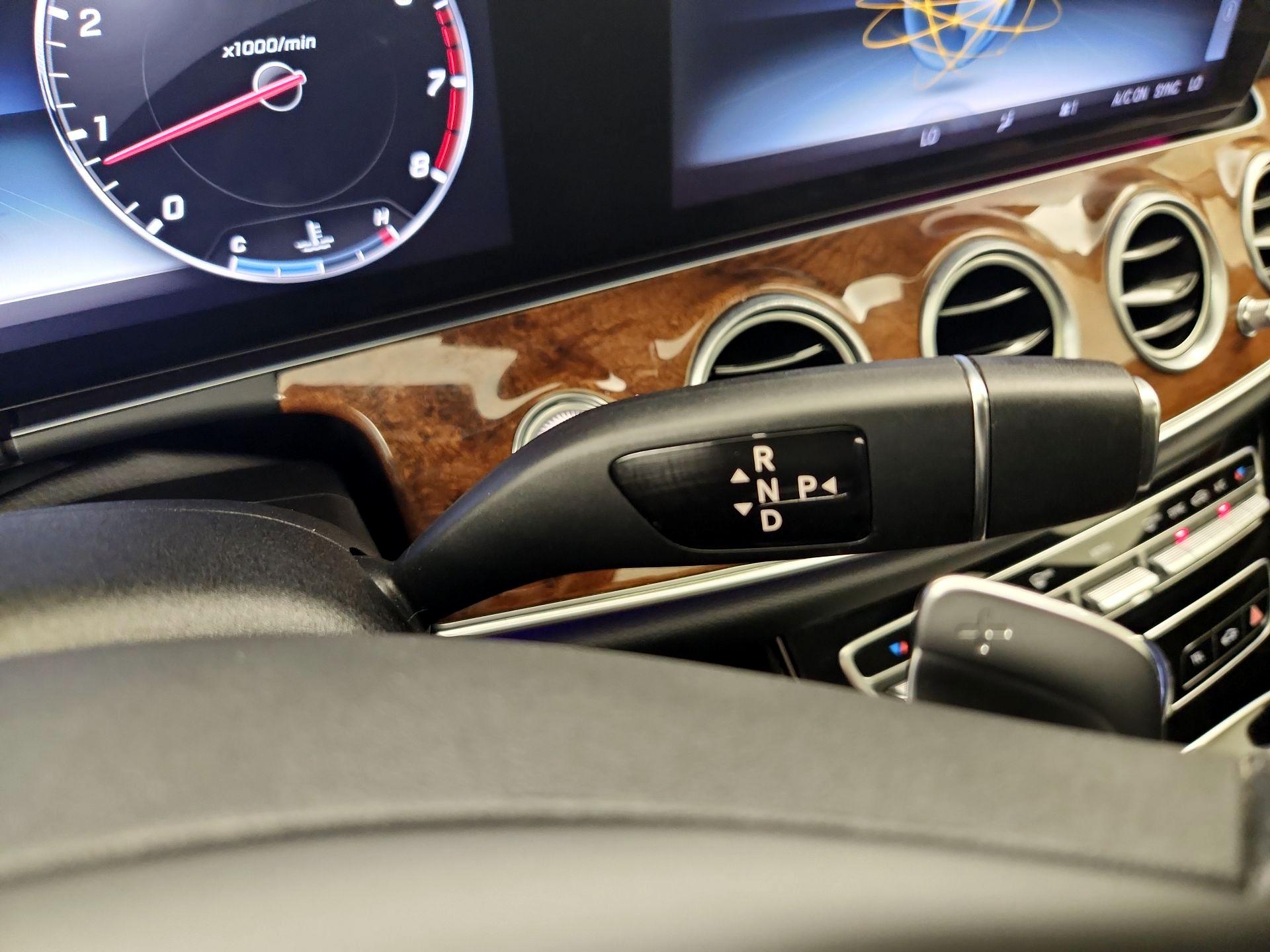 Thumbnail: 2018 Mercedes-Benz E-Class - 18