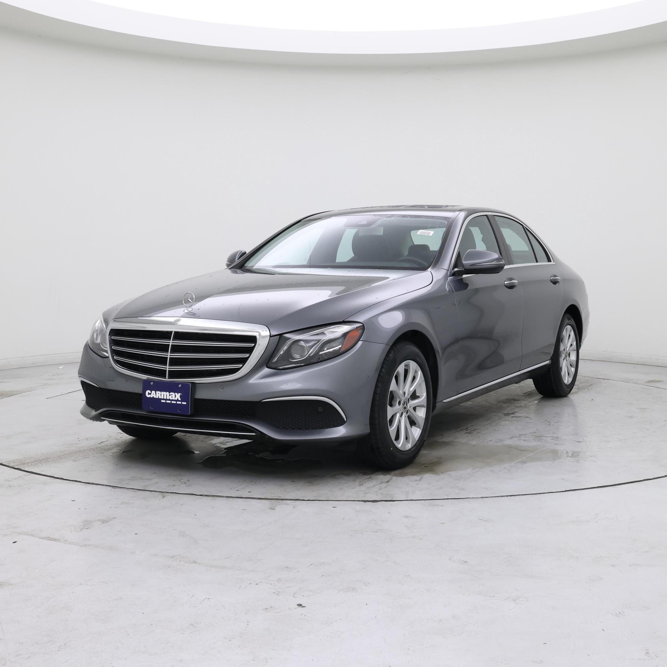 Thumbnail: 2018 Mercedes-Benz E-Class - 4