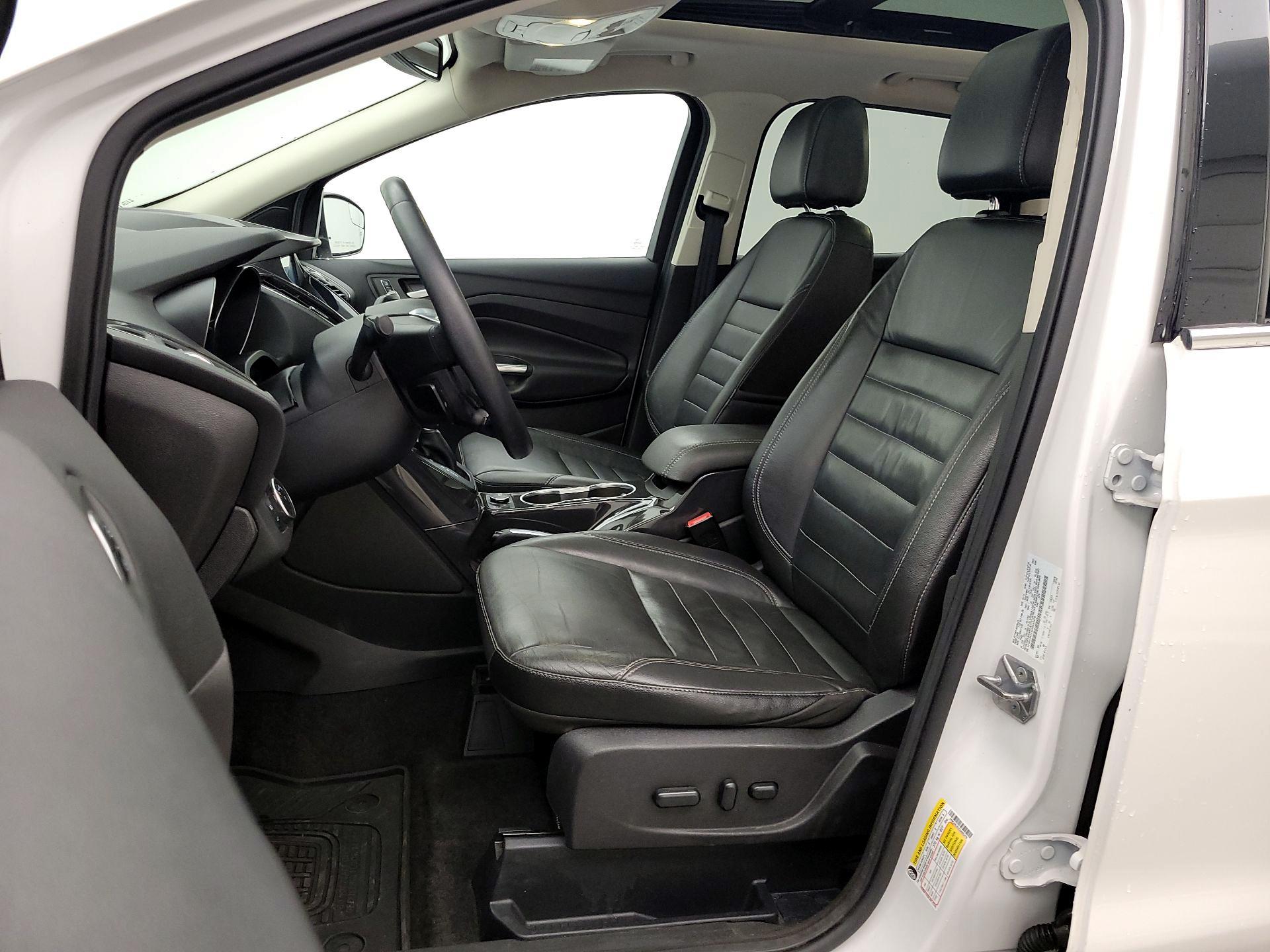 Thumbnail: 2016 Ford Escape - 11